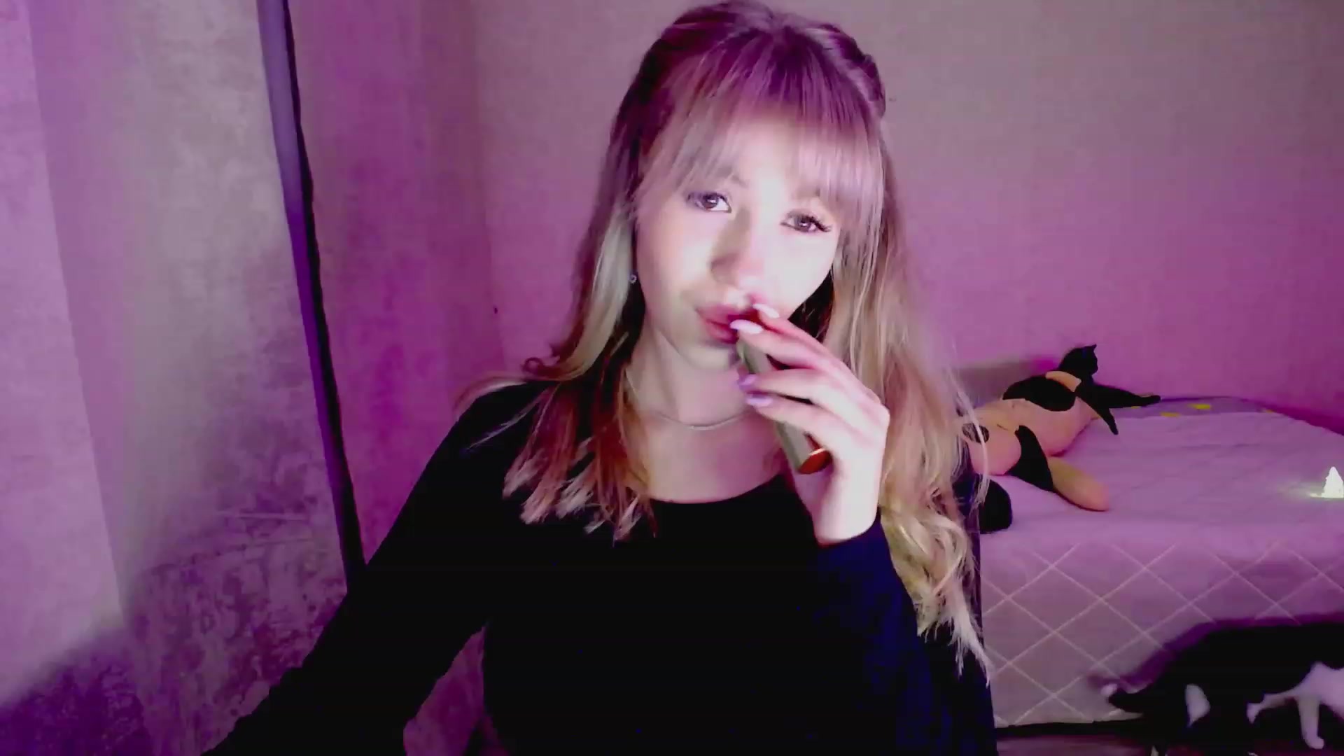 Gallery image thumbnail from WishJot's myfreecams stream on, 11/13/2023, 16:33 image 2 of 20