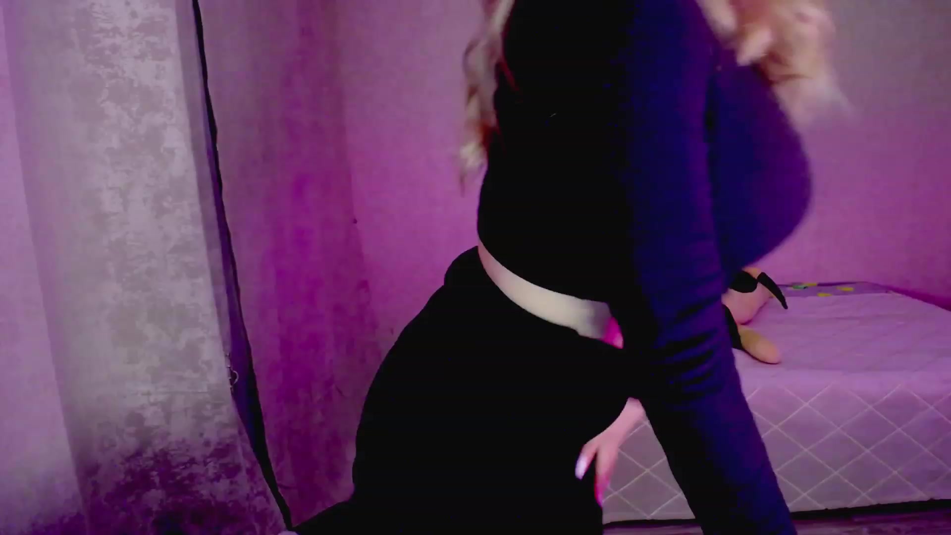 Gallery image thumbnail from WishJot's myfreecams stream on, 11/13/2023, 17:19 image 4 of 20