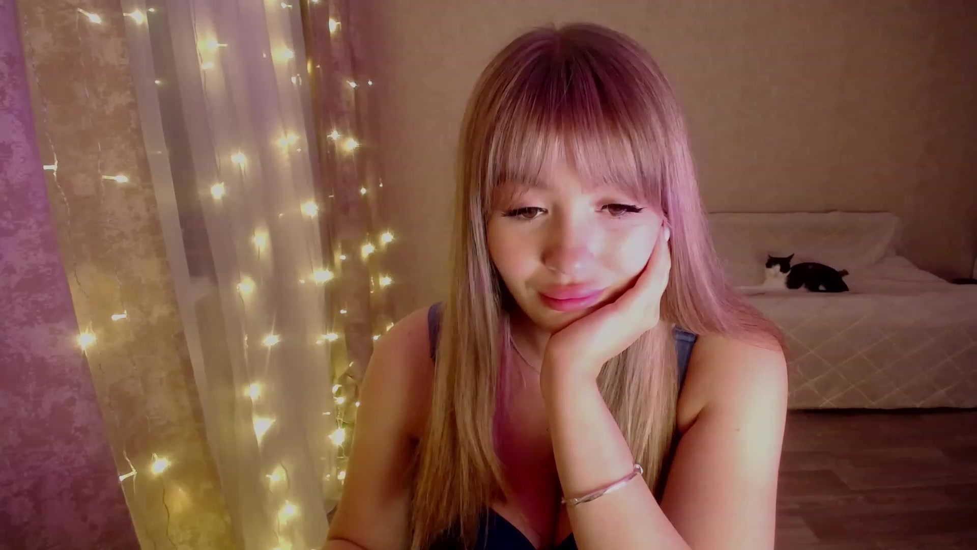 Gallery image thumbnail from WishJot's myfreecams stream on, 11/24/2023, 18:00 image 20 of 20