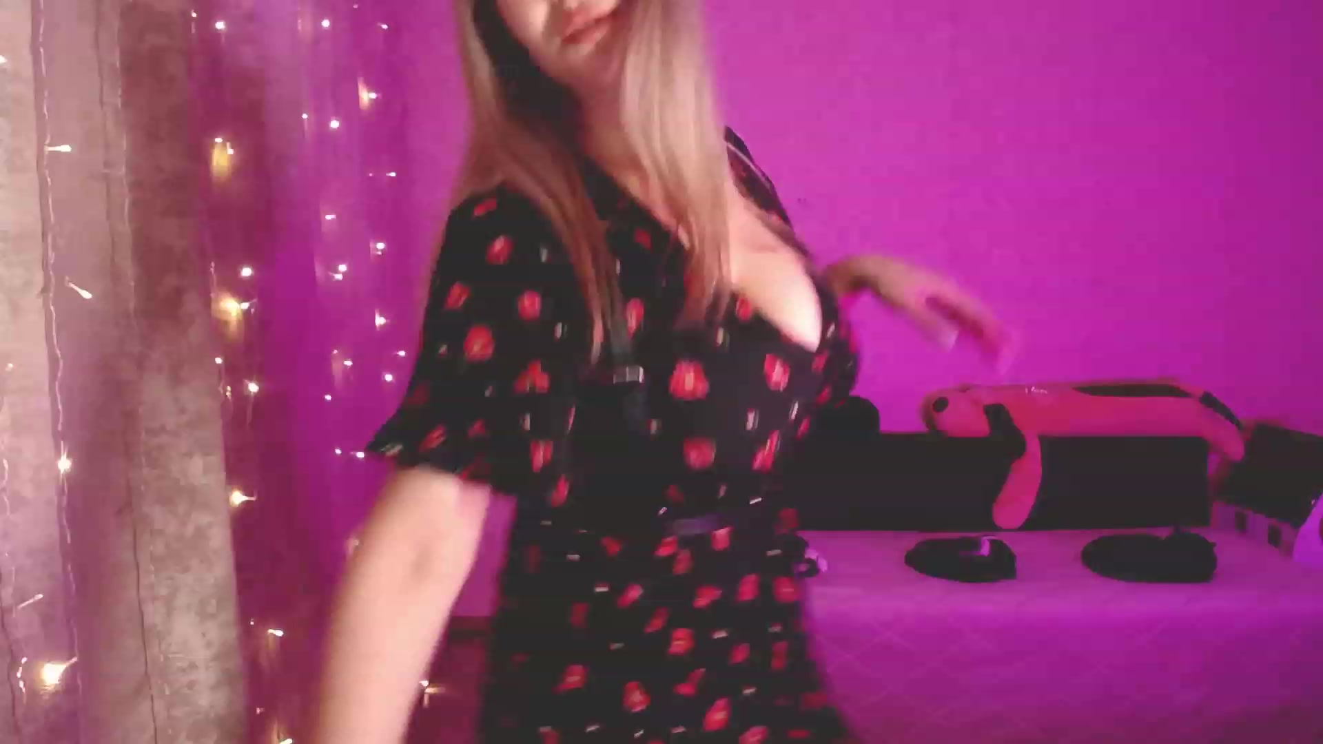 Gallery image thumbnail from WishJot's myfreecams stream on, 12/02/2023, 17:58 image 9 of 20
