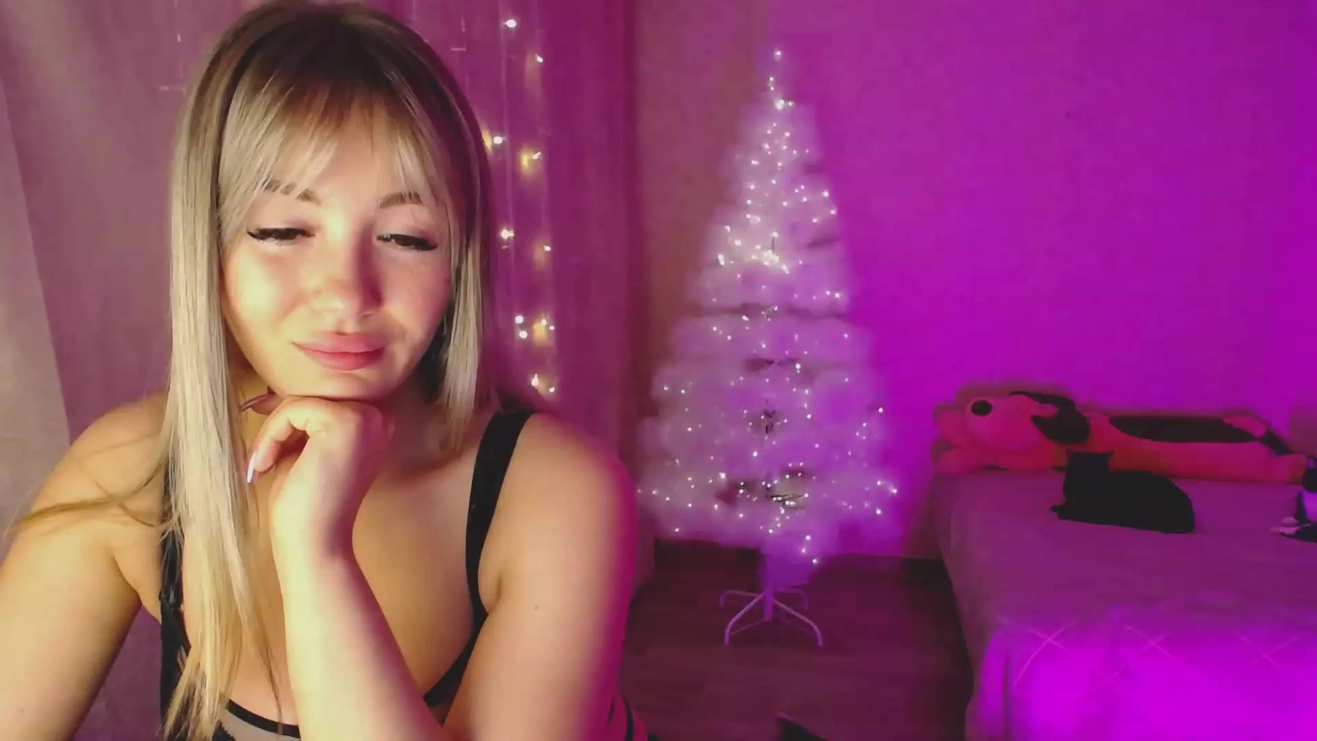 Gallery image thumbnail from WishJot's myfreecams stream on, 01/03/2024, 19:53 image 19 of 20