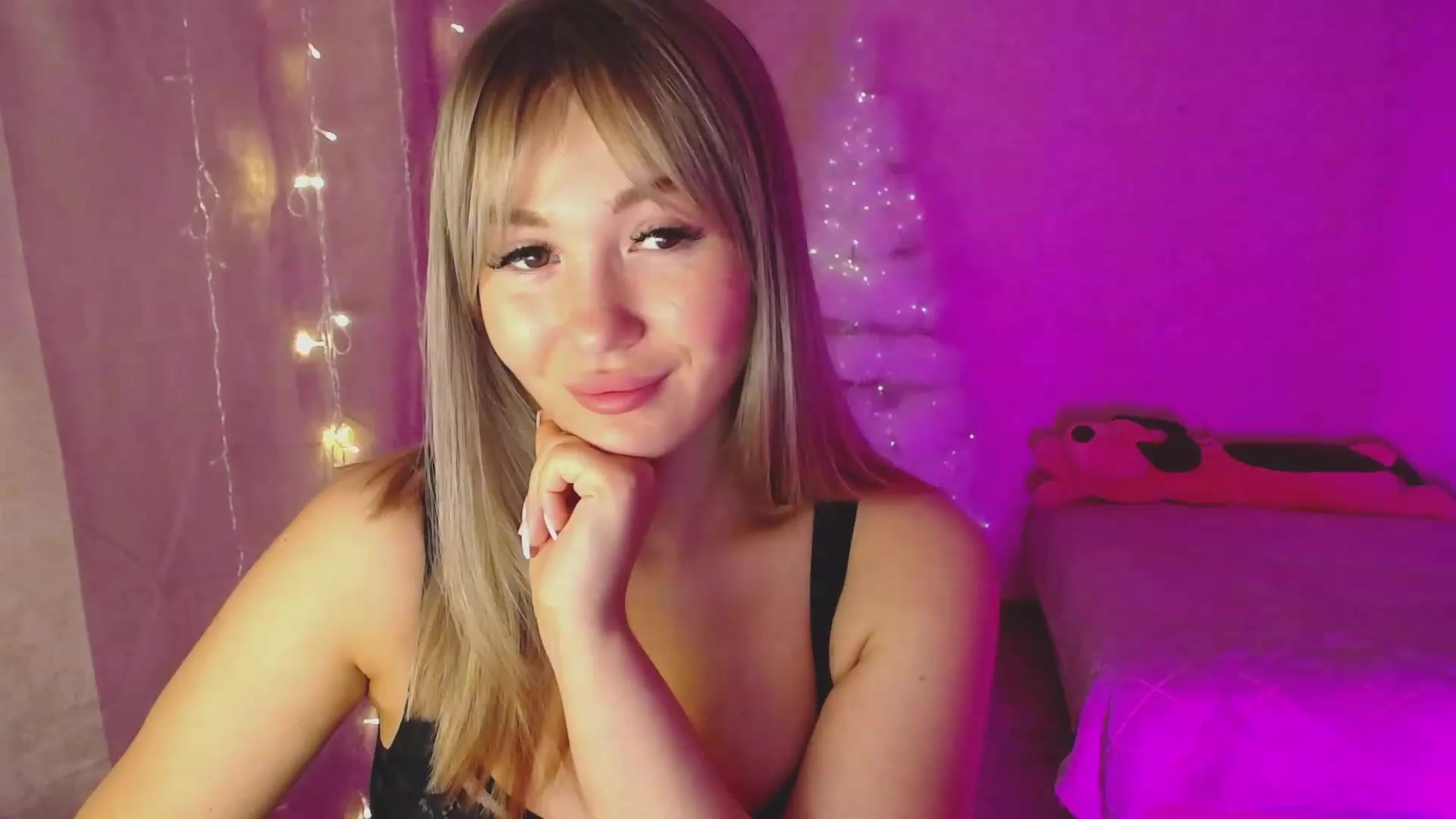 Gallery image thumbnail from WishJot's myfreecams stream on, 01/03/2024, 19:53 image 9 of 20