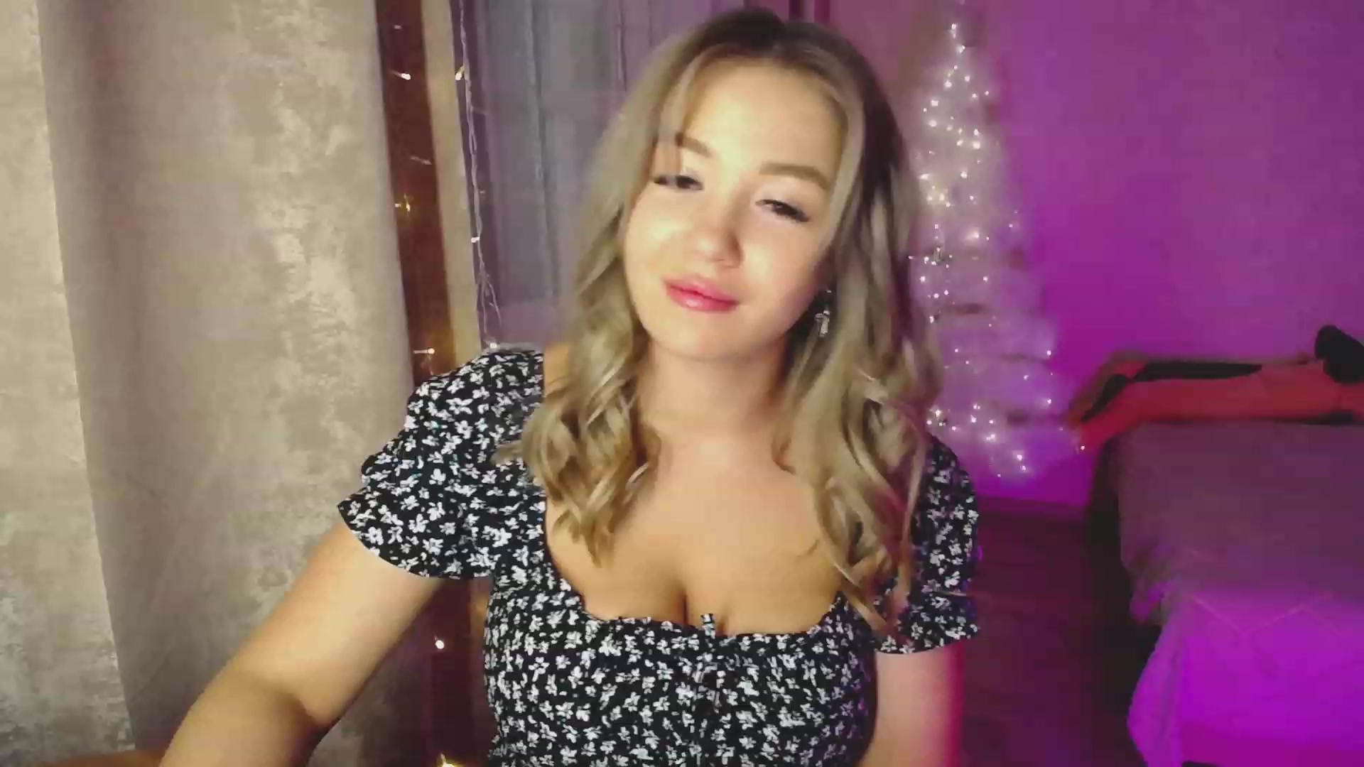 Gallery image thumbnail from WishJot's myfreecams stream on, 01/10/2024, 21:03 image 19 of 20