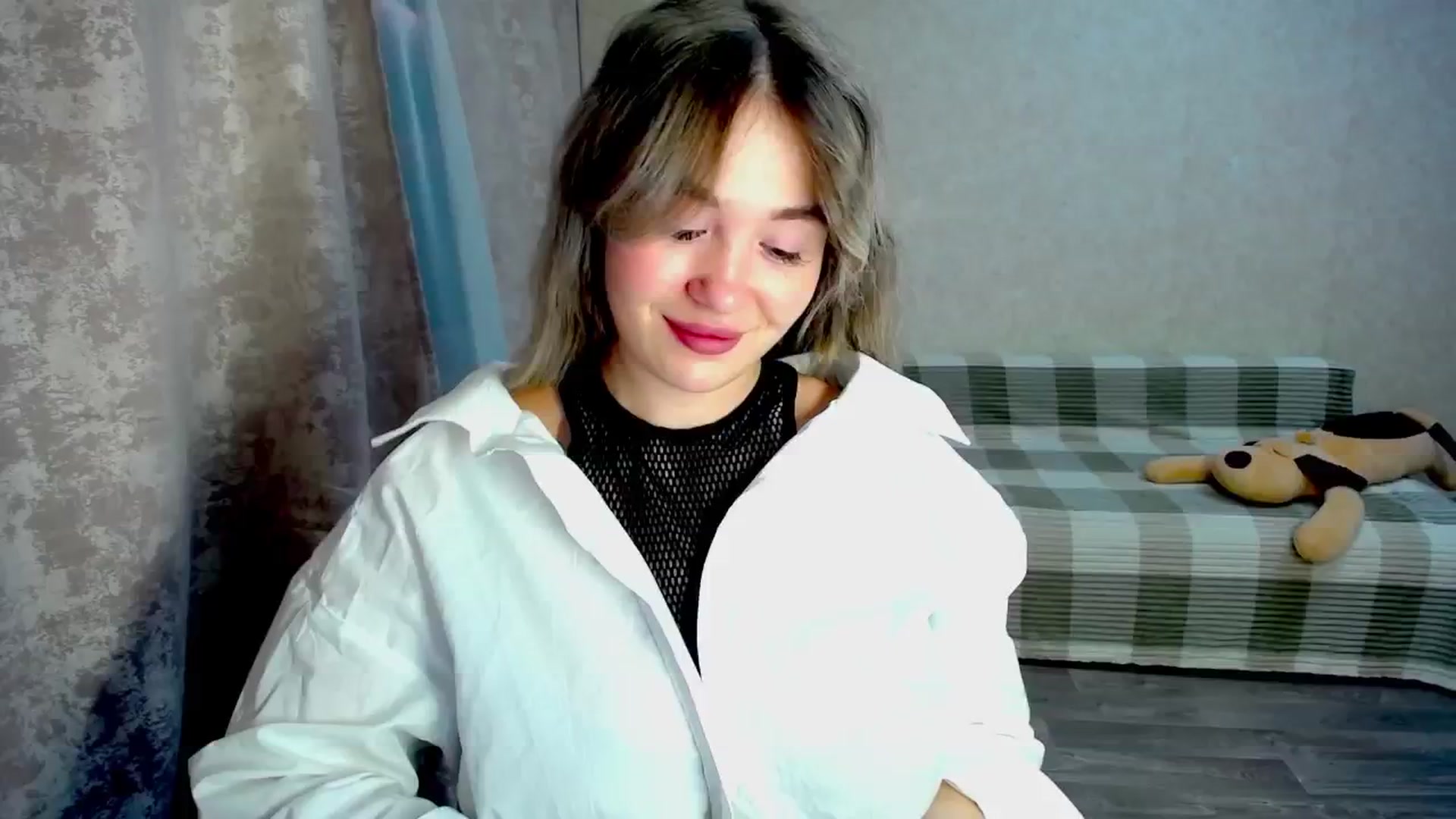 Gallery image thumbnail from WishJot's myfreecams stream on, 04/15/2024, 20:17 image 7 of 20