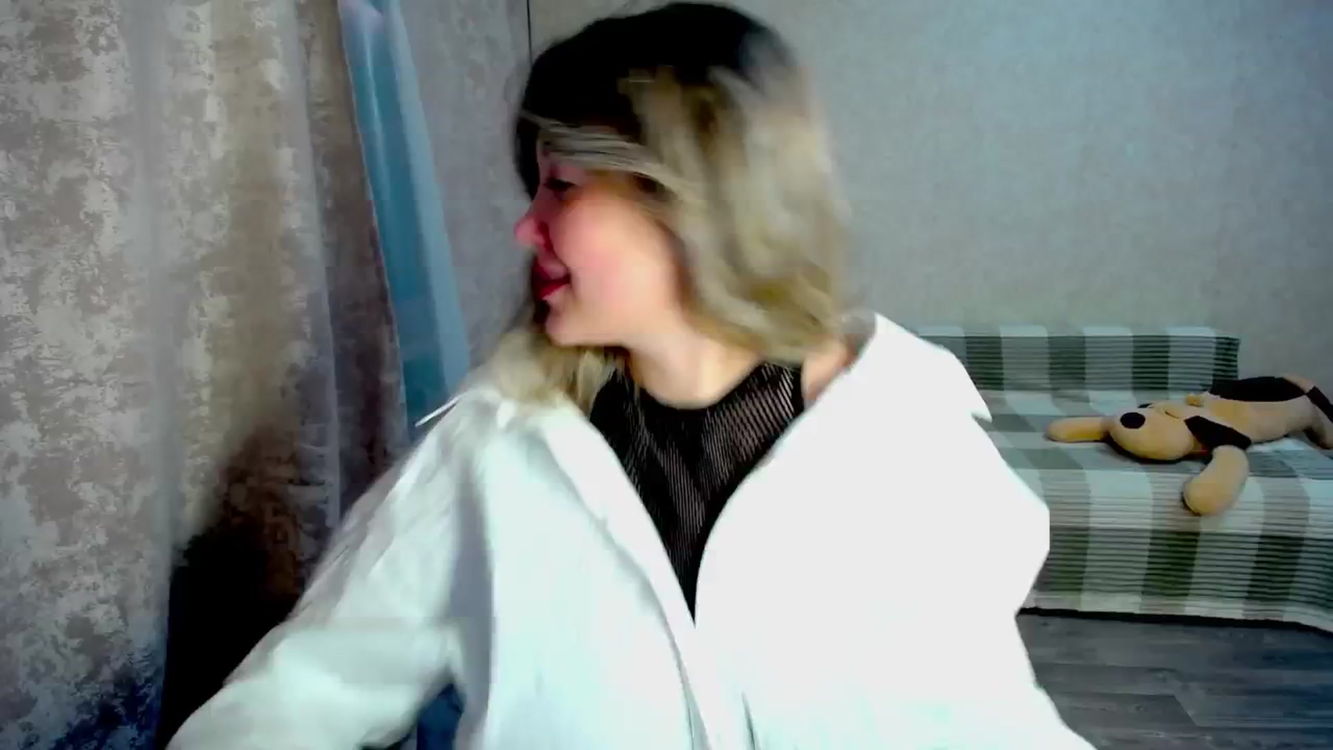 Gallery image thumbnail from WishJot's myfreecams stream on, 04/15/2024, 20:17 image 8 of 20