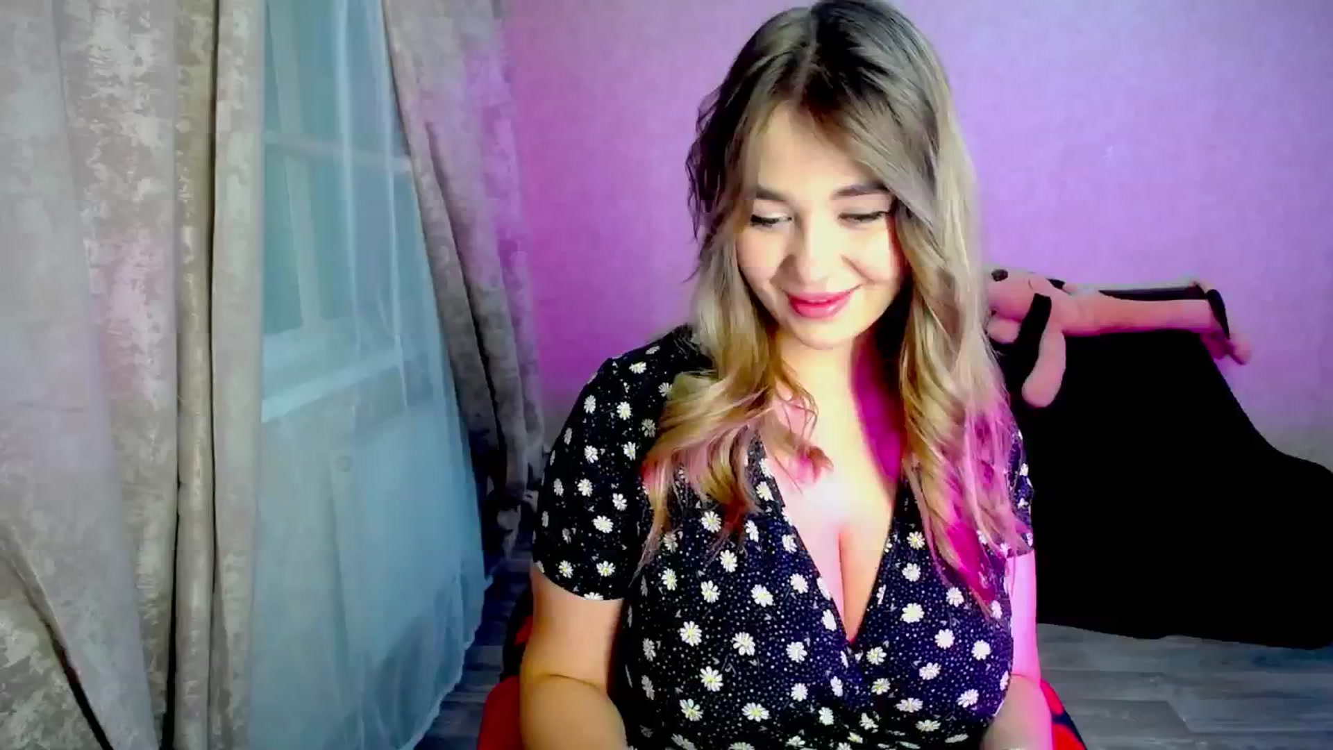 Gallery image thumbnail from WishJot's myfreecams stream on, 05/09/2024, 21:46 image 14 of 20
