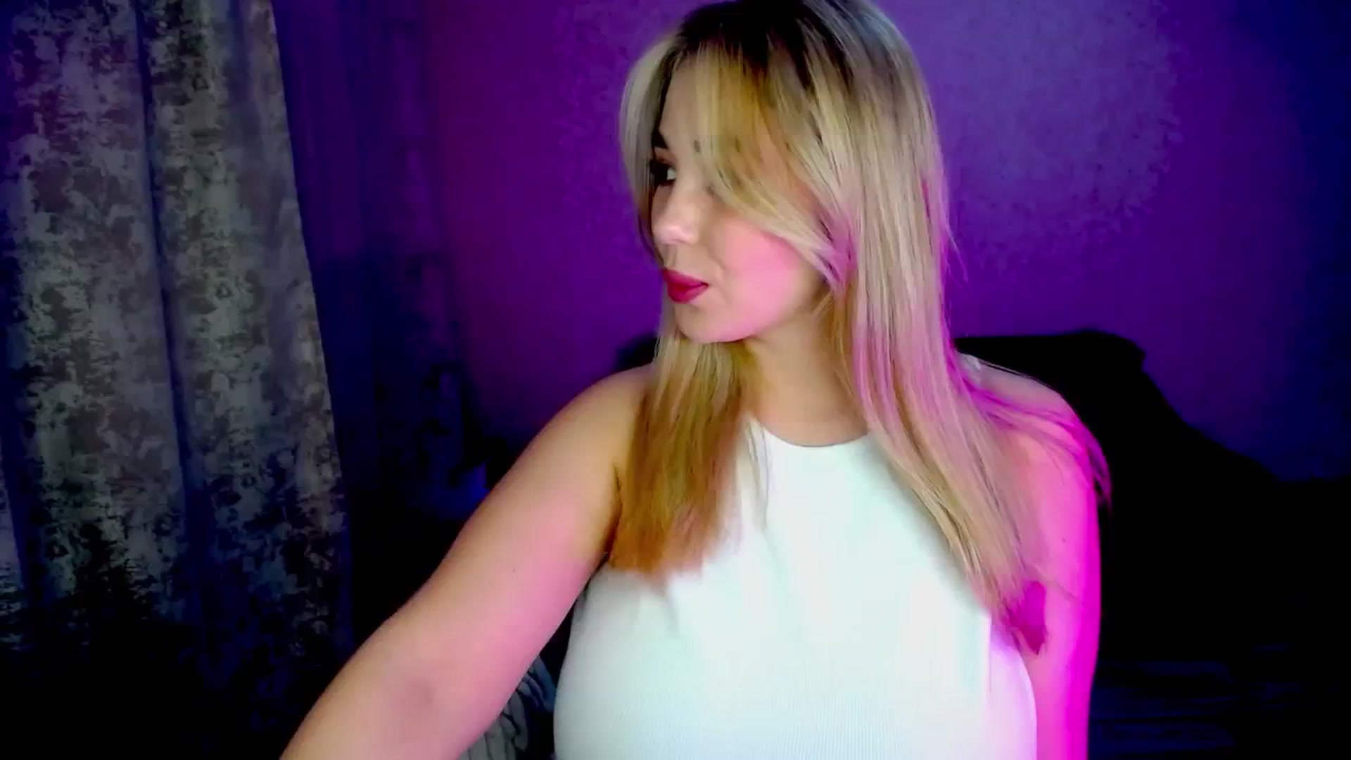 Gallery image thumbnail from WishJot's myfreecams stream on, 07/13/2024, 19:09 image 12 of 20