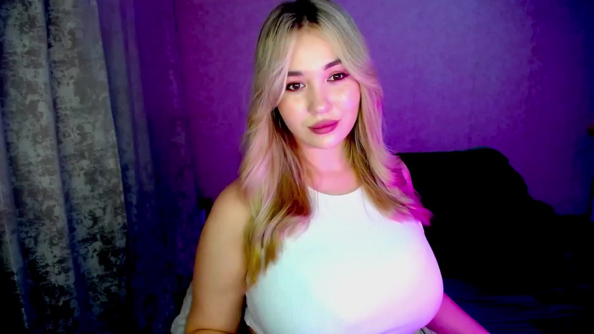 Gallery image thumbnail from WishJot's myfreecams stream on, 07/15/2024, 19:06 image 15 of 20