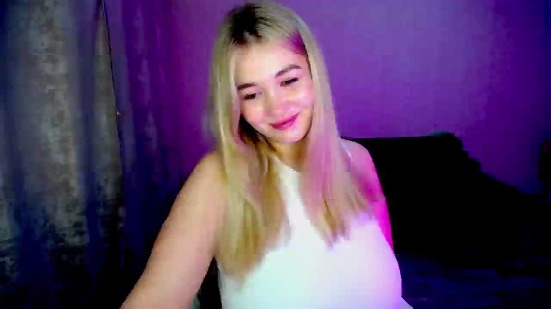 Gallery image thumbnail from WishJot's myfreecams stream on, 07/19/2024, 21:31 image 7 of 20