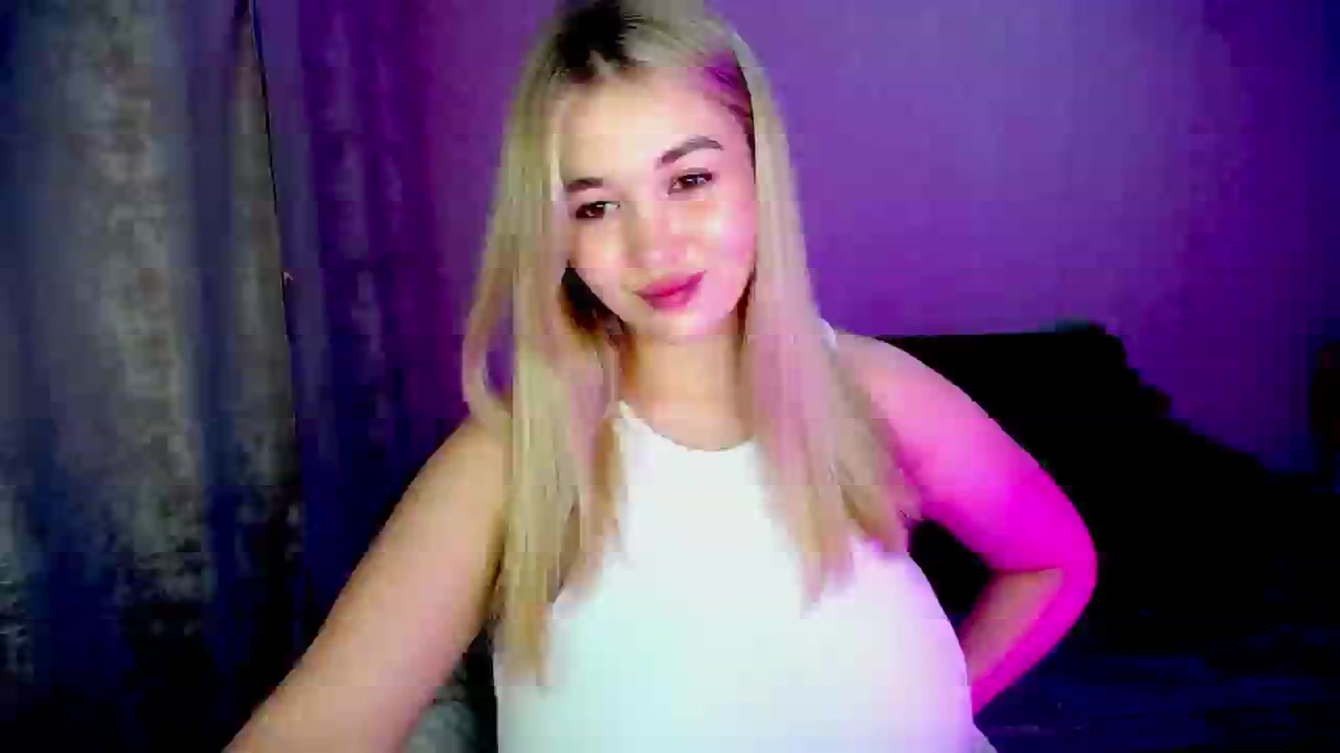 Gallery image thumbnail from WishJot's myfreecams stream on, 07/19/2024, 21:31 image 3 of 20