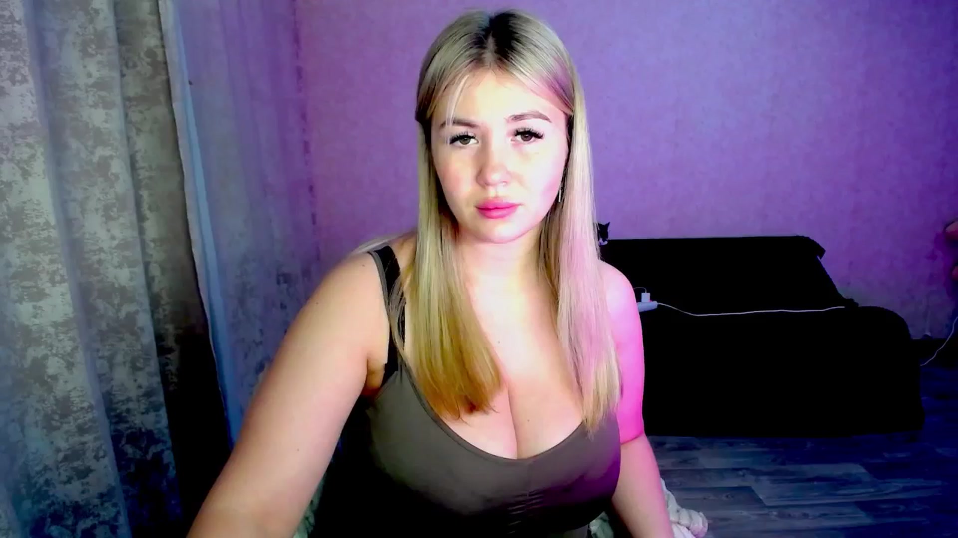 Gallery image thumbnail from WishJot's myfreecams stream on, 08/03/2024, 21:05 image 11 of 20