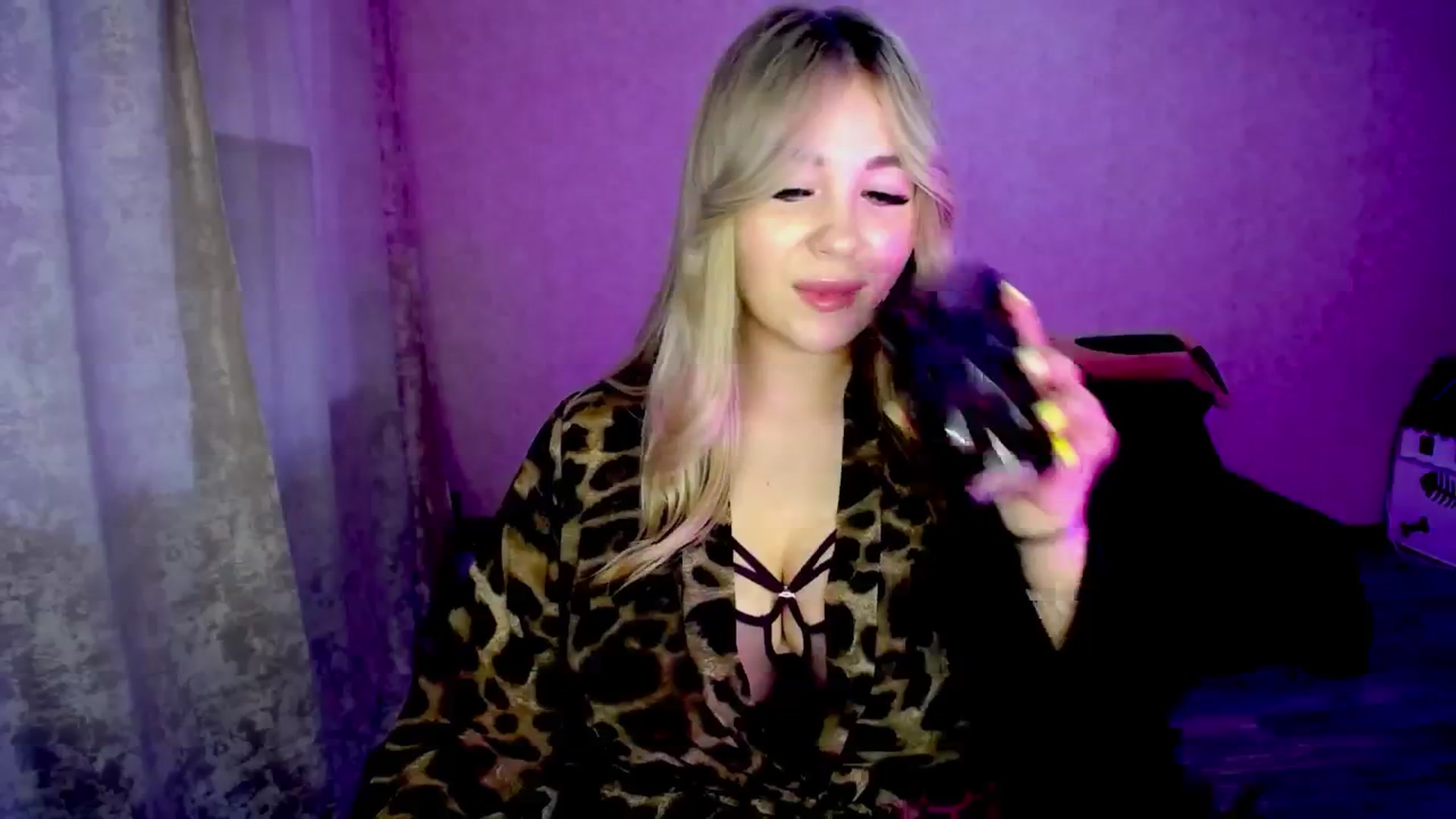 Gallery image thumbnail from WishJot's myfreecams stream on, 08/10/2024, 16:11 image 16 of 20