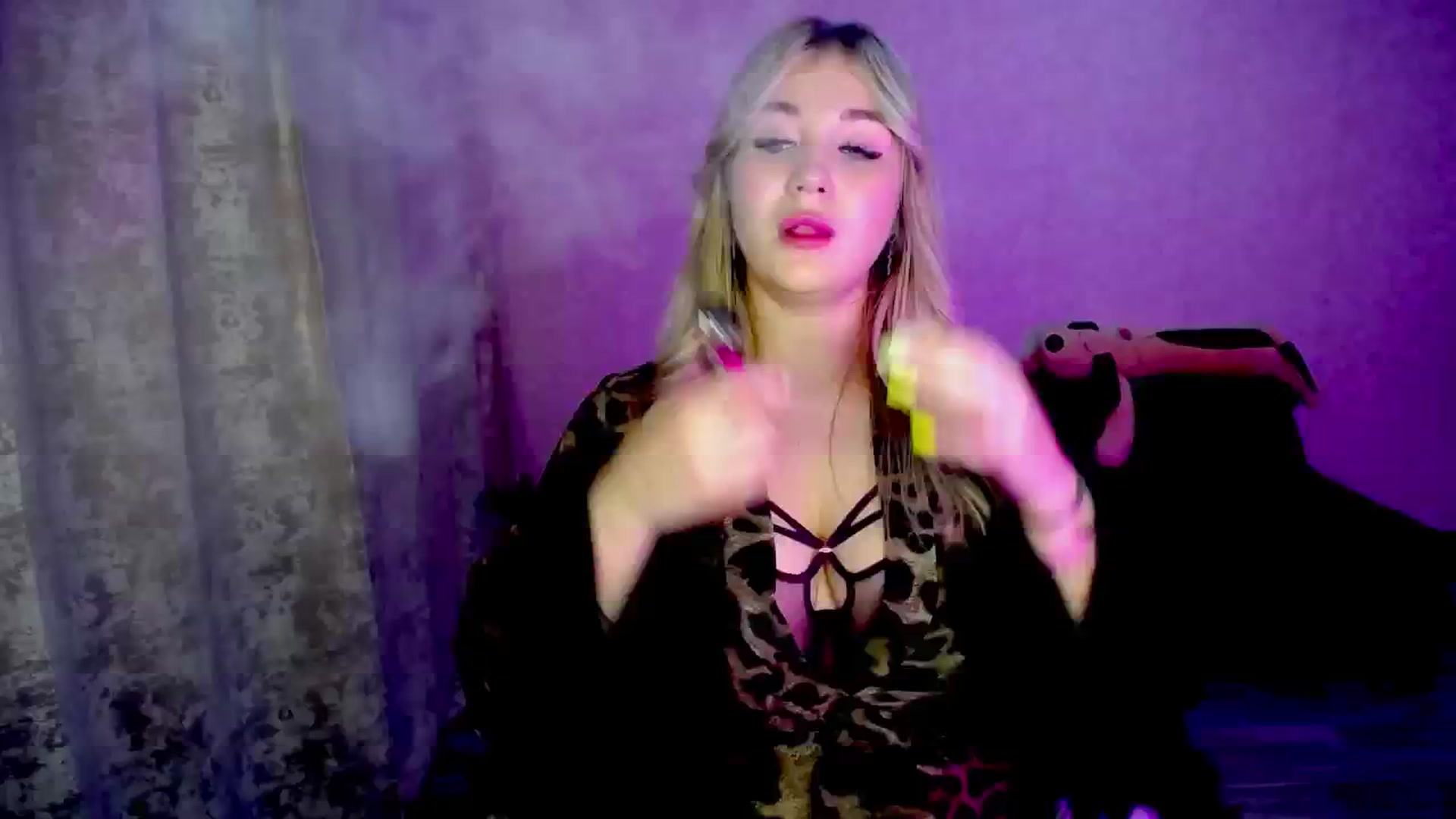 Gallery image thumbnail from WishJot's myfreecams stream on, 08/10/2024, 17:05 image 8 of 20