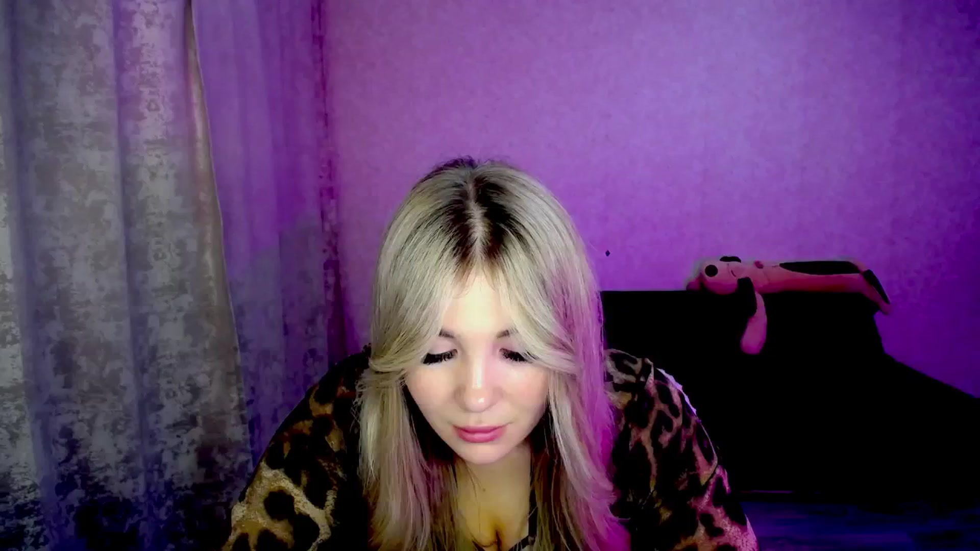 Gallery image thumbnail from WishJot's myfreecams stream on, 08/10/2024, 17:05 image 2 of 20
