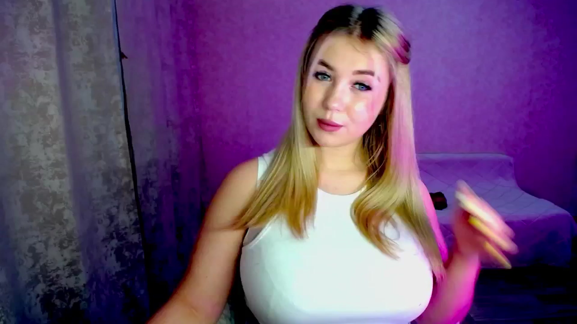 Gallery image thumbnail from WishJot's myfreecams stream on, 08/13/2024, 19:08 image 1 of 20