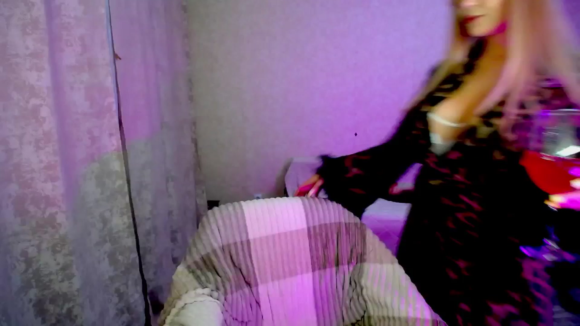 Gallery image thumbnail from WishJot's myfreecams stream on, 08/13/2024, 19:28 image 5 of 20