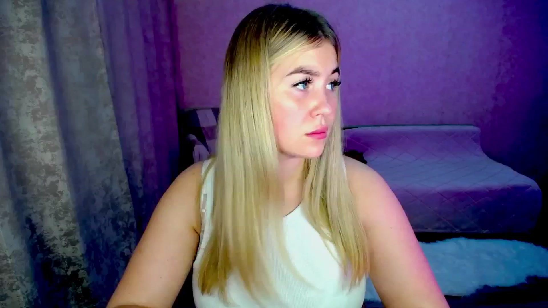 Gallery image thumbnail from WishJot's myfreecams stream on, 08/22/2024, 20:27 image 12 of 20