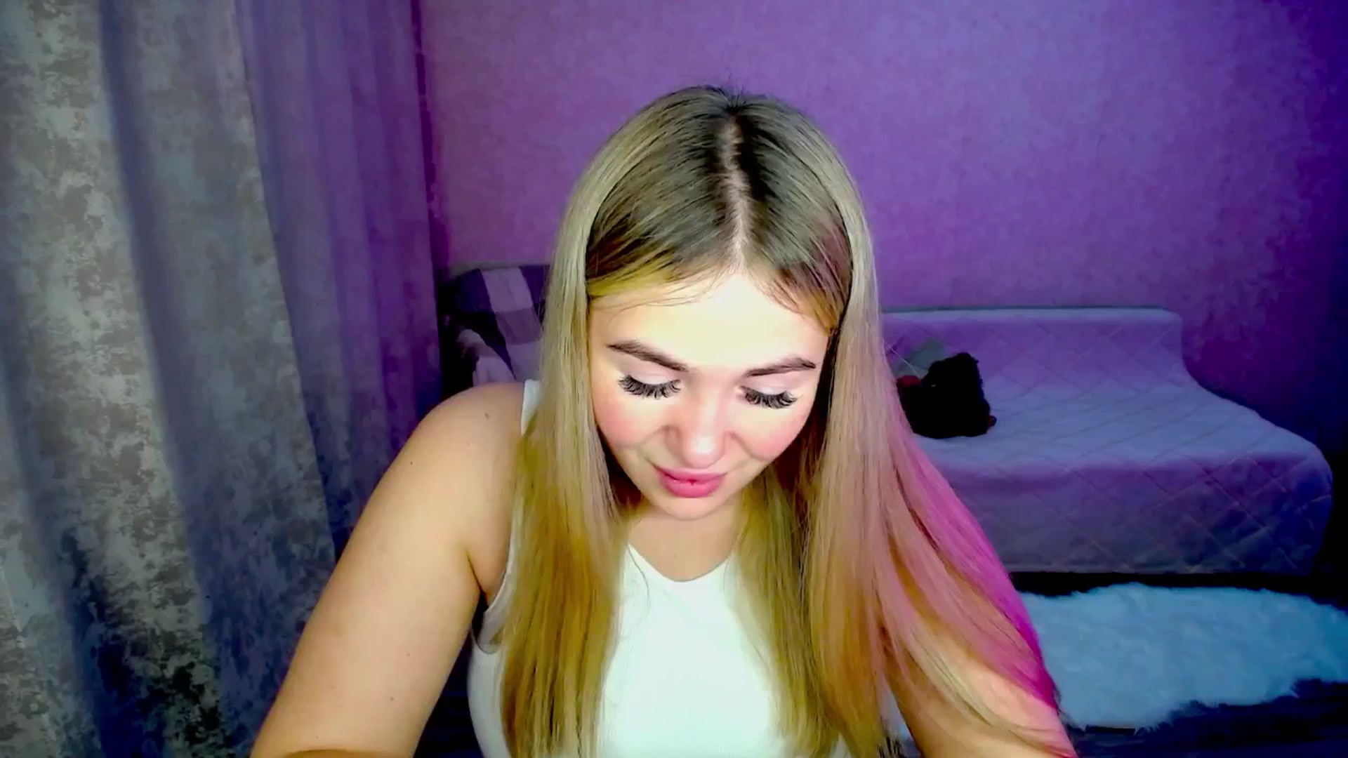 Gallery image thumbnail from WishJot's myfreecams stream on, 08/22/2024, 20:50 image 1 of 20