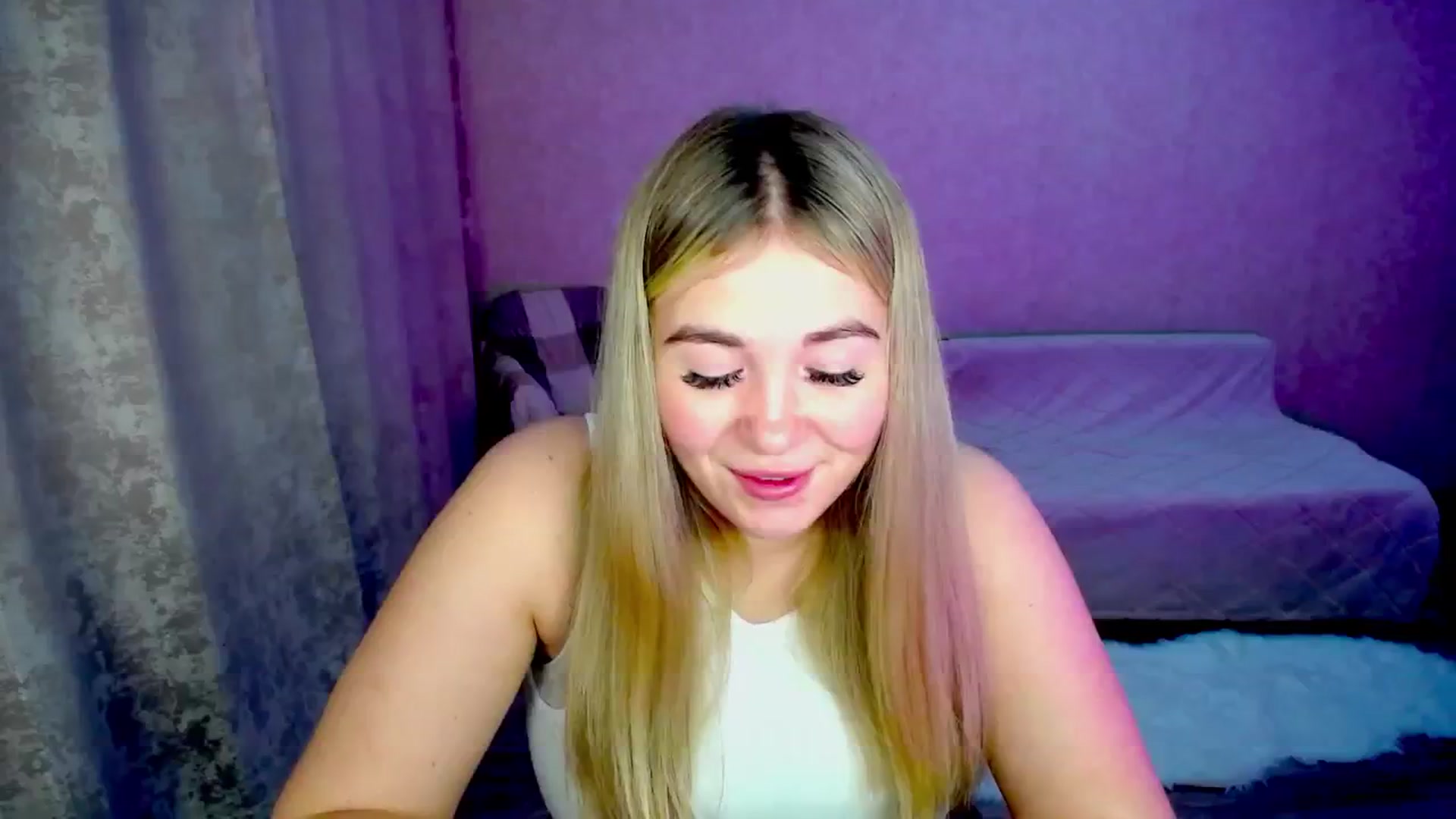 Gallery image thumbnail from WishJot's myfreecams stream on, 08/22/2024, 20:50 image 4 of 20