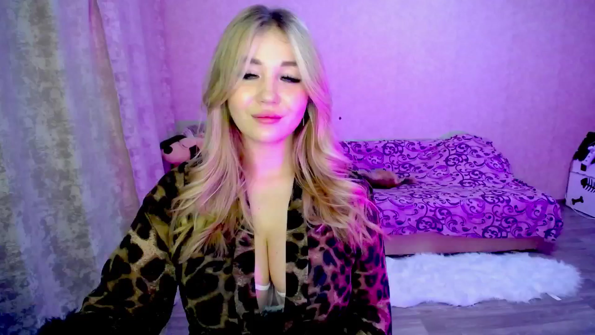 Gallery image thumbnail from WishJot's myfreecams stream on, 08/31/2024, 17:36 image 20 of 20
