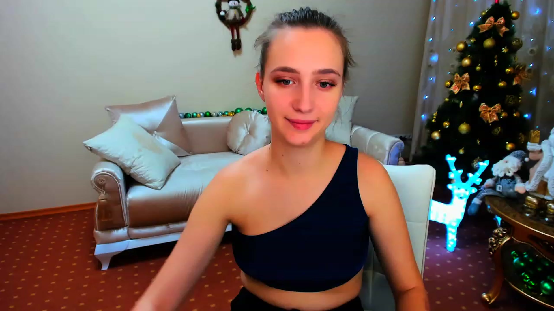 Gallery image thumbnail from WittyBunnyy's myfreecams stream on, 12/25/2022, 13:07 image 7 of 20