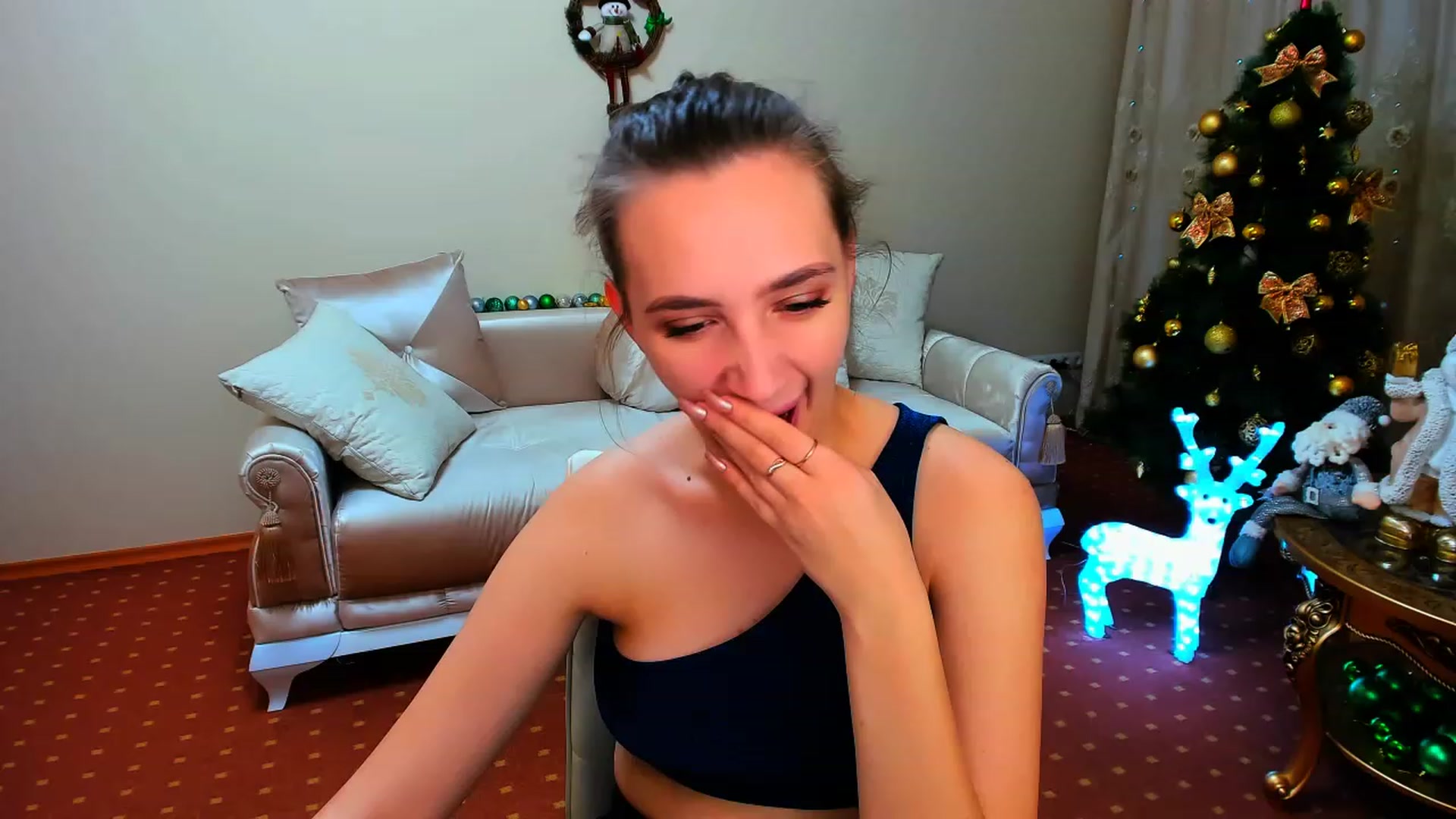 Gallery image thumbnail from WittyBunnyy's myfreecams stream on, 12/25/2022, 13:34 image 9 of 20