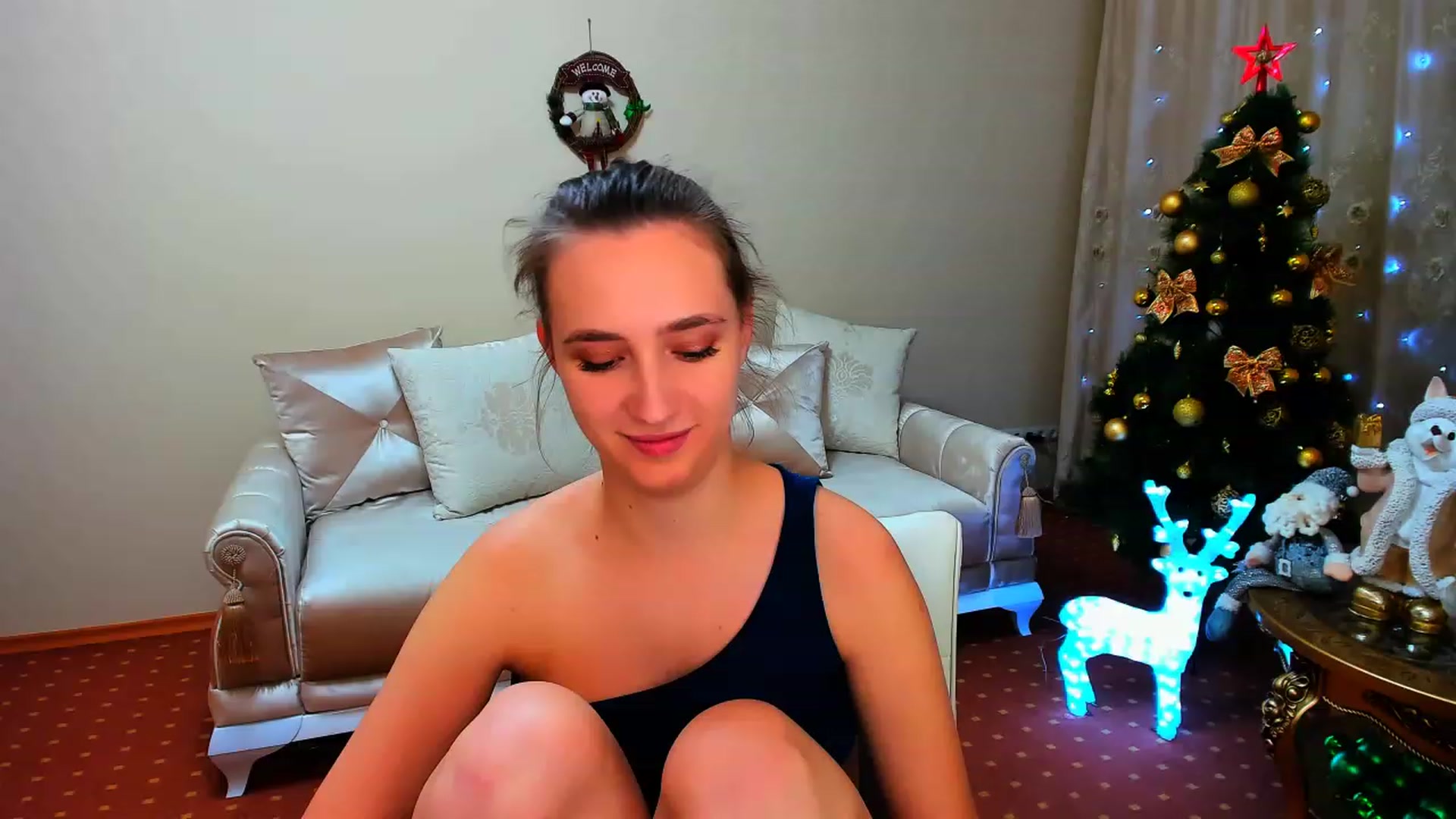 Gallery image thumbnail from WittyBunnyy's myfreecams stream on, 12/25/2022, 15:54 image 3 of 20