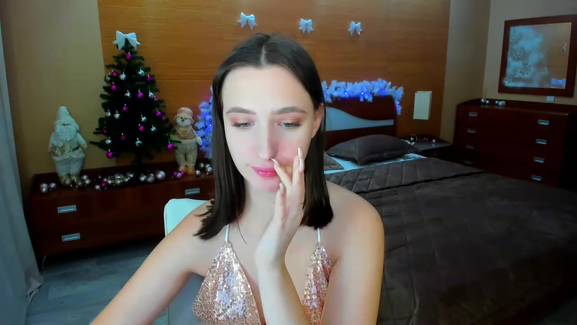 Gallery image thumbnail from WittyBunnyy's myfreecams stream on, 12/29/2022, 15:53 image 14 of 20