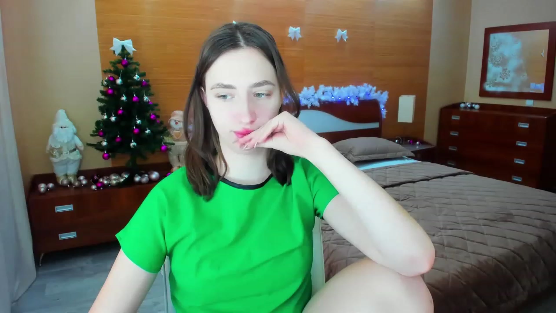 Gallery image thumbnail from WittyBunnyy's myfreecams stream on, 01/17/2023, 11:47 image 2 of 20