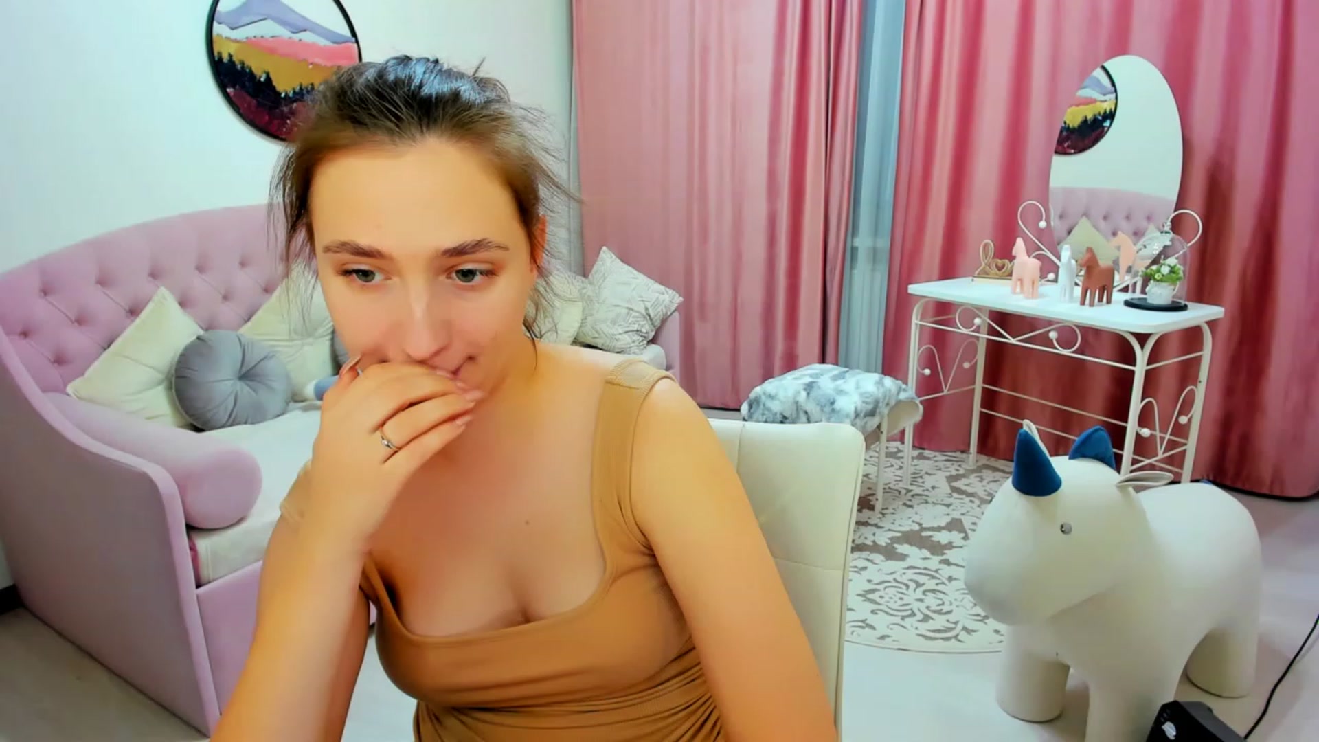 Gallery image thumbnail from WittyBunnyy's myfreecams stream on, 01/22/2023, 14:01 image 17 of 20