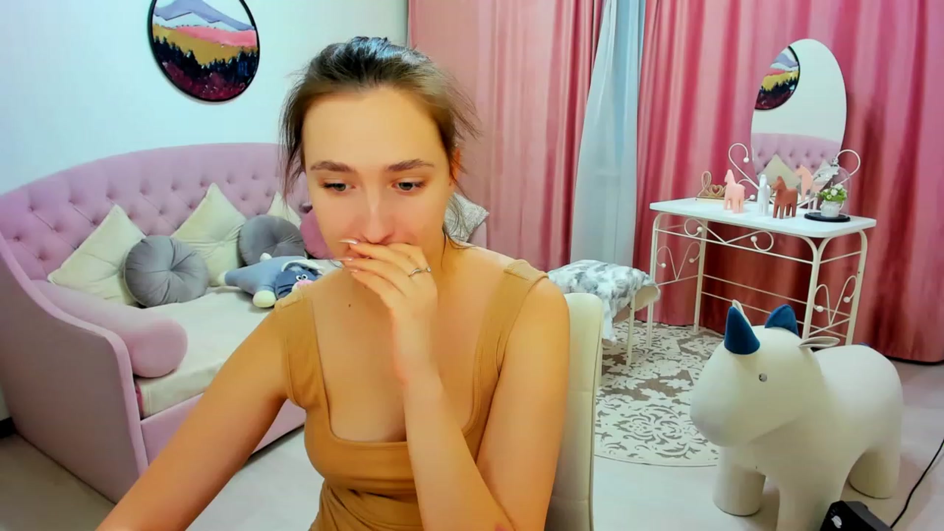 Gallery image thumbnail from WittyBunnyy's myfreecams stream on, 01/22/2023, 14:01 image 12 of 20