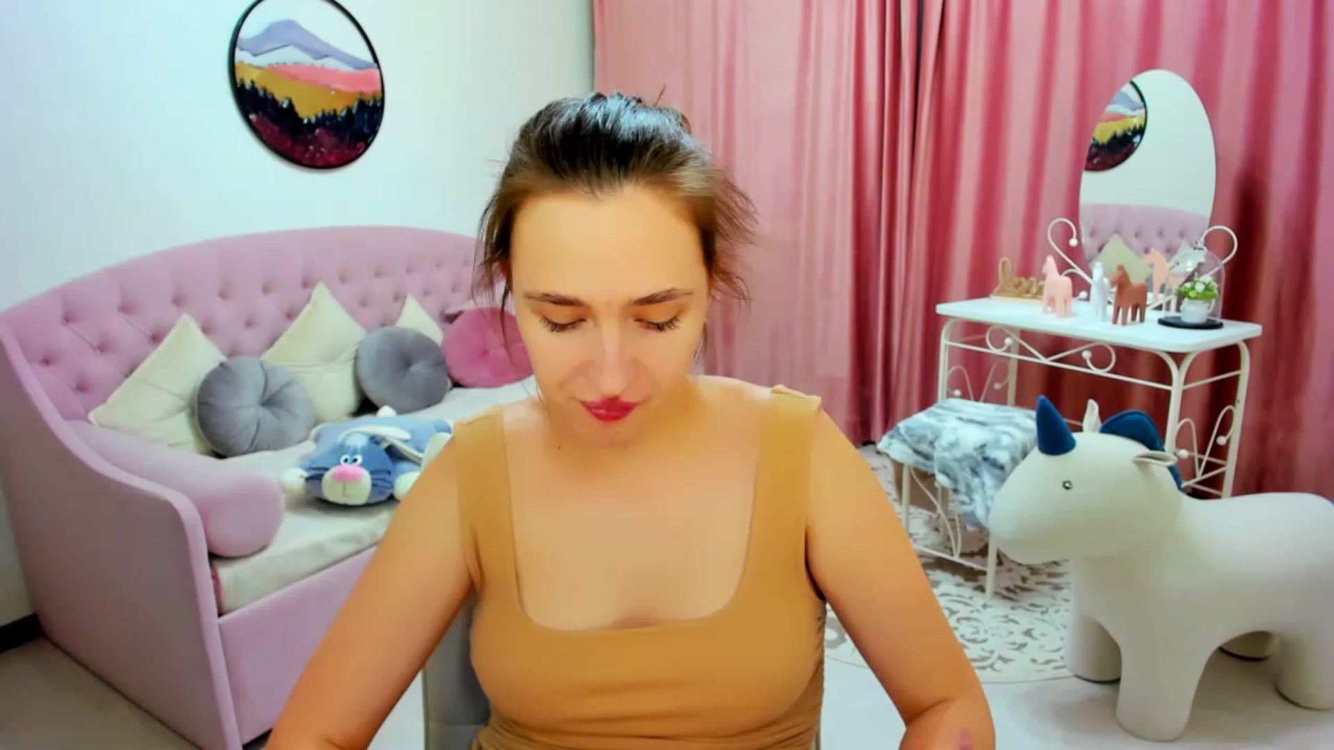 Gallery image thumbnail from WittyBunnyy's myfreecams stream on, 01/22/2023, 17:42 image 8 of 20