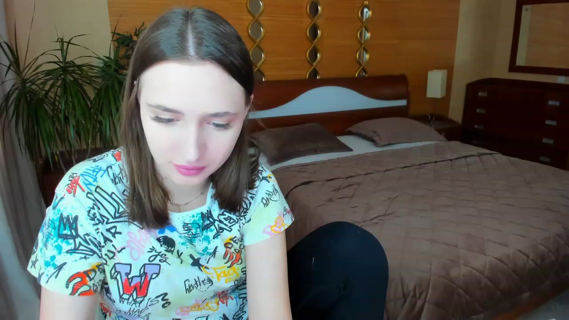 Gallery image thumbnail from WittyBunnyy's myfreecams stream on, 02/02/2023, 13:10 image 1 of 20