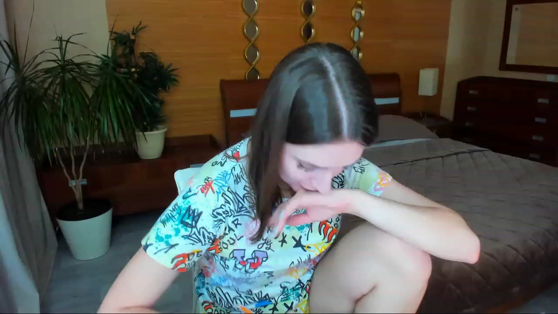 Gallery image thumbnail from WittyBunnyy's myfreecams stream on, 02/02/2023, 16:31 image 4 of 20