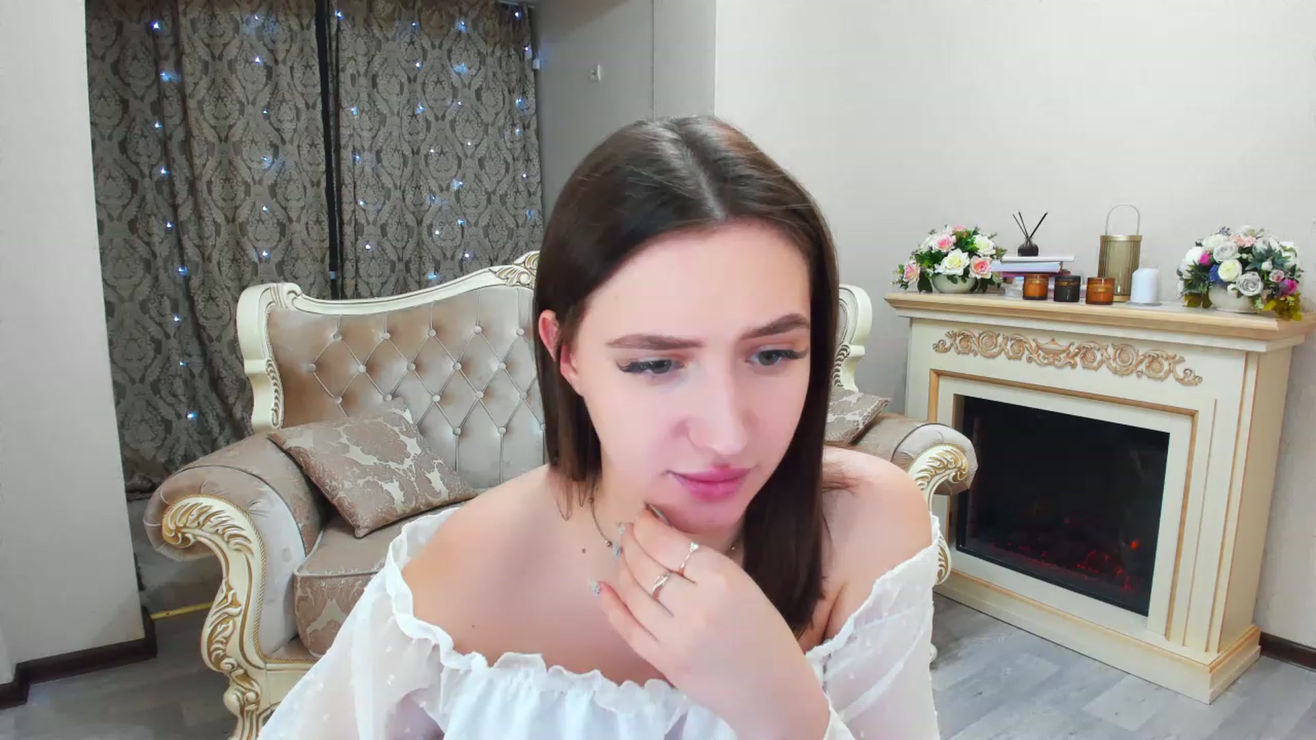 Gallery image thumbnail from WittyBunnyy's myfreecams stream on, 02/03/2023, 15:03 image 1 of 20
