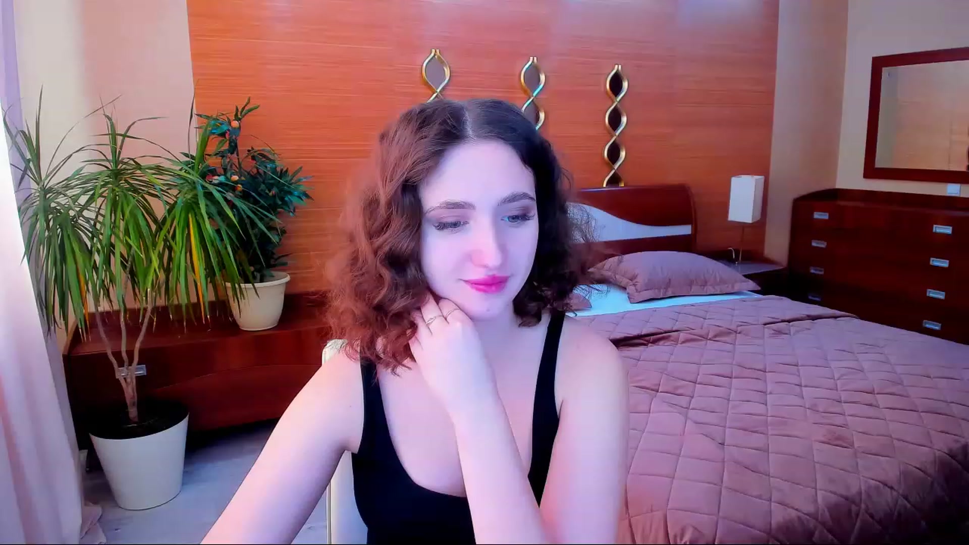 Gallery image thumbnail from WittyBunnyy's myfreecams stream on, 02/07/2023, 07:07 image 10 of 20