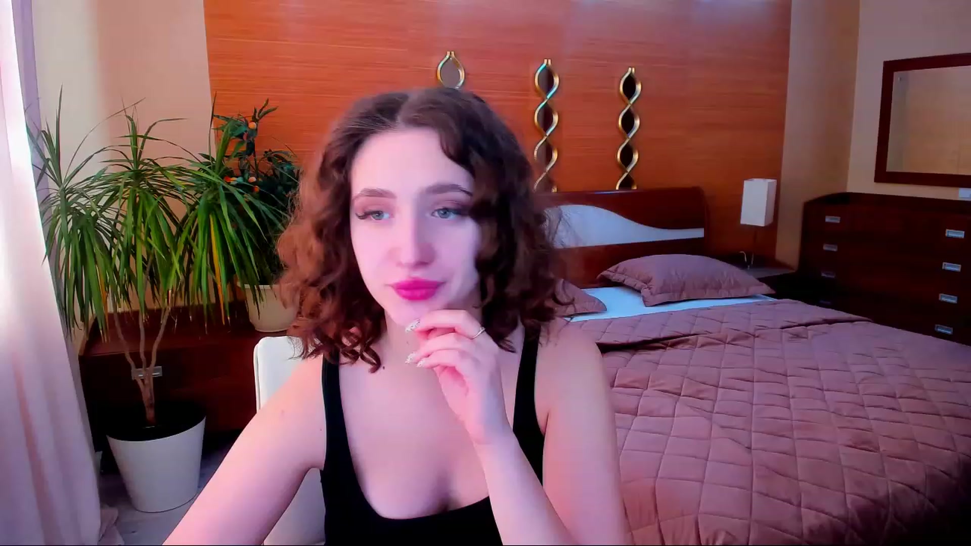 Gallery image thumbnail from WittyBunnyy's myfreecams stream on, 02/07/2023, 07:45 image 20 of 20
