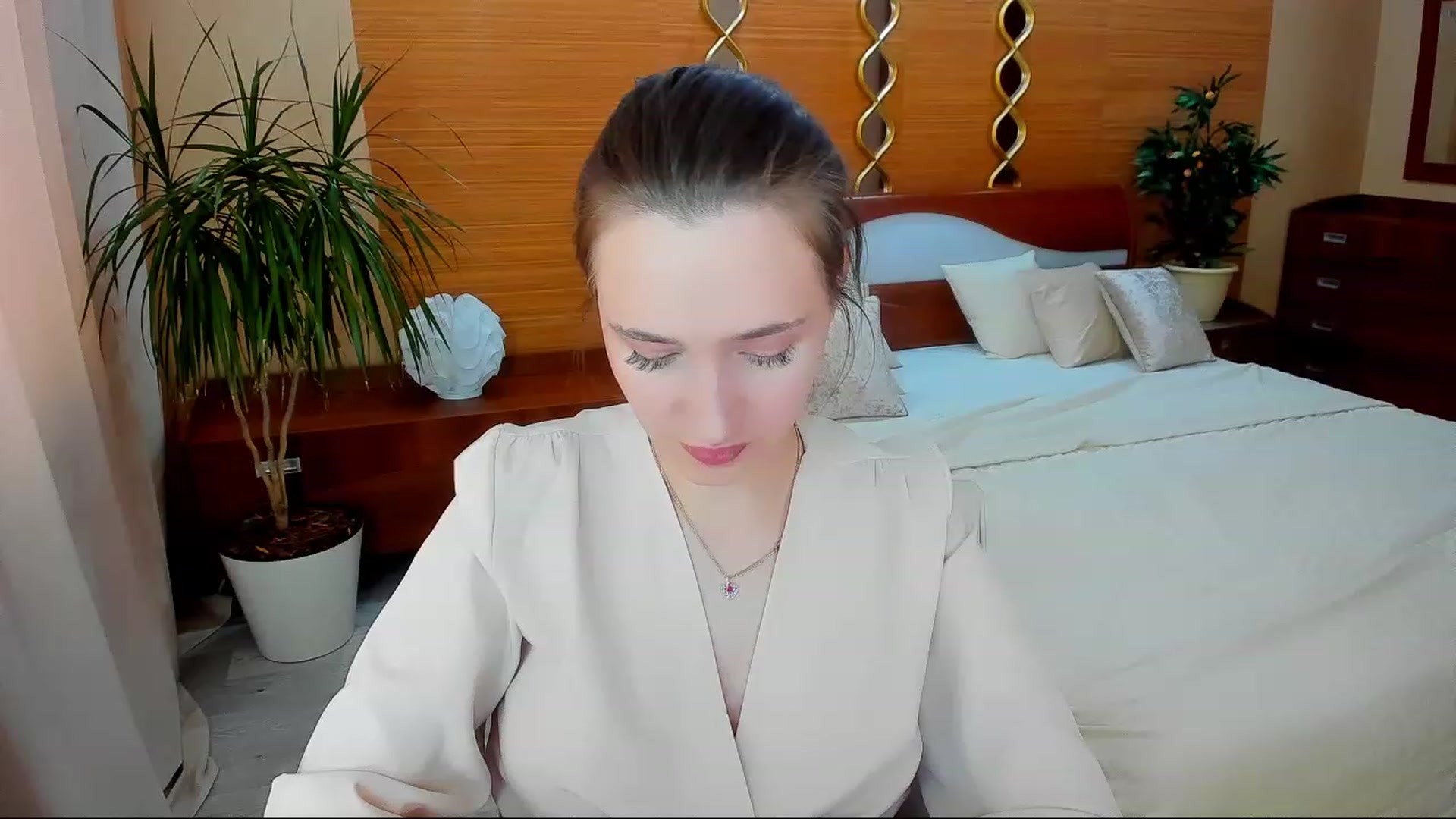 Gallery image thumbnail from WittyBunnyy's myfreecams stream on, 02/23/2023, 05:18 image 7 of 20