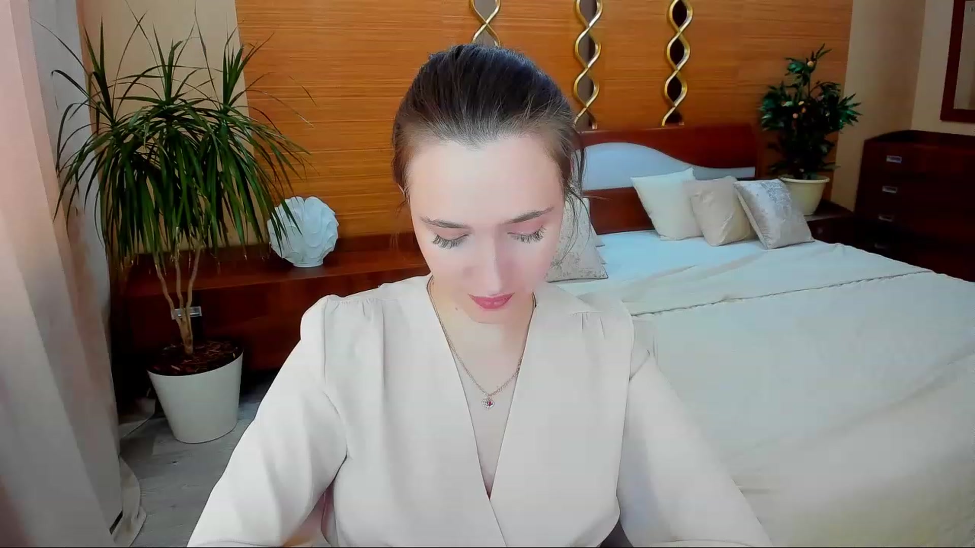 Gallery image thumbnail from WittyBunnyy's myfreecams stream on, 02/23/2023, 05:18 image 4 of 20