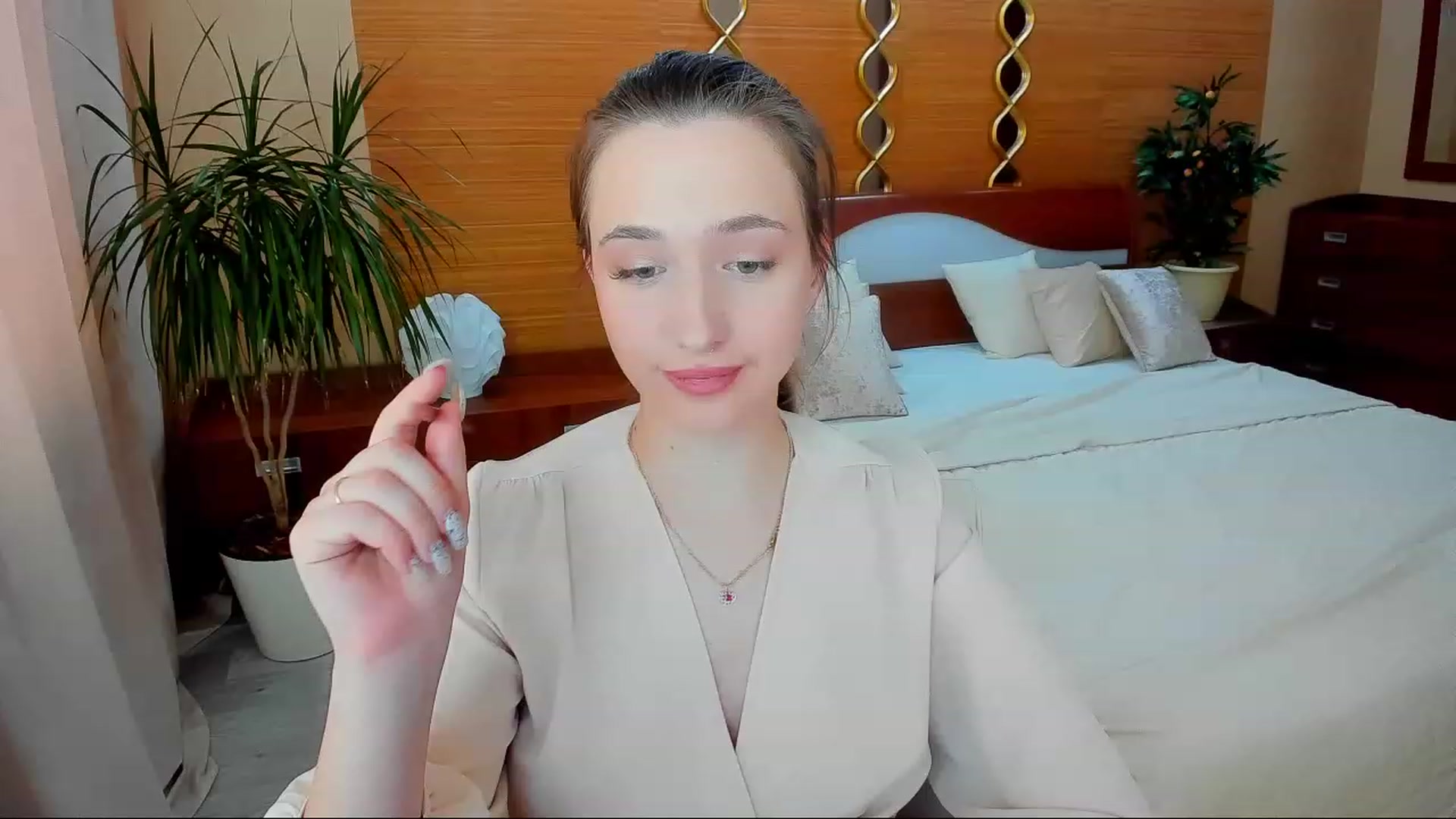 Gallery image thumbnail from WittyBunnyy's myfreecams stream on, 02/23/2023, 05:18 image 3 of 20