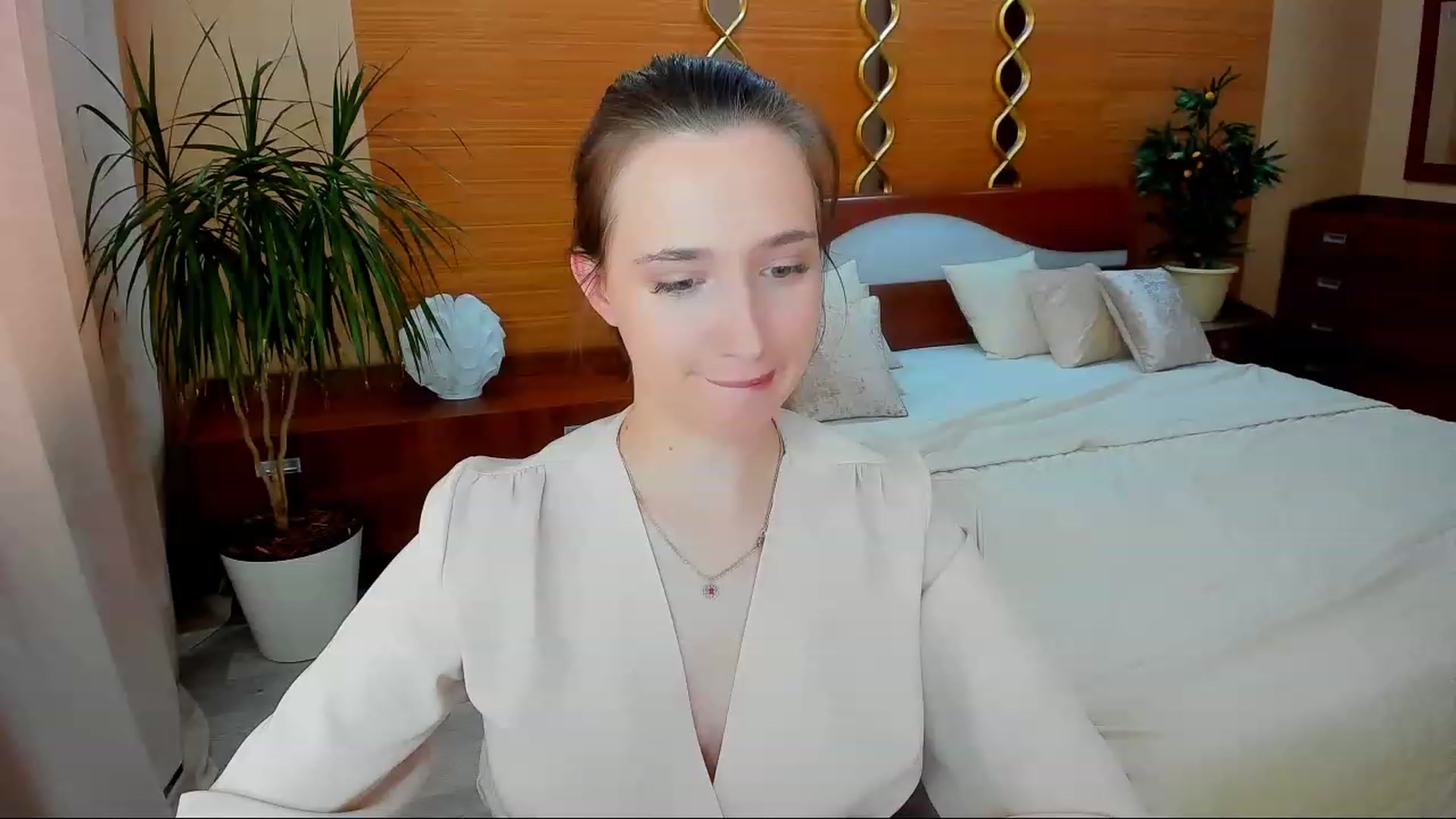 Gallery image thumbnail from WittyBunnyy's myfreecams stream on, 02/23/2023, 05:18 image 5 of 20