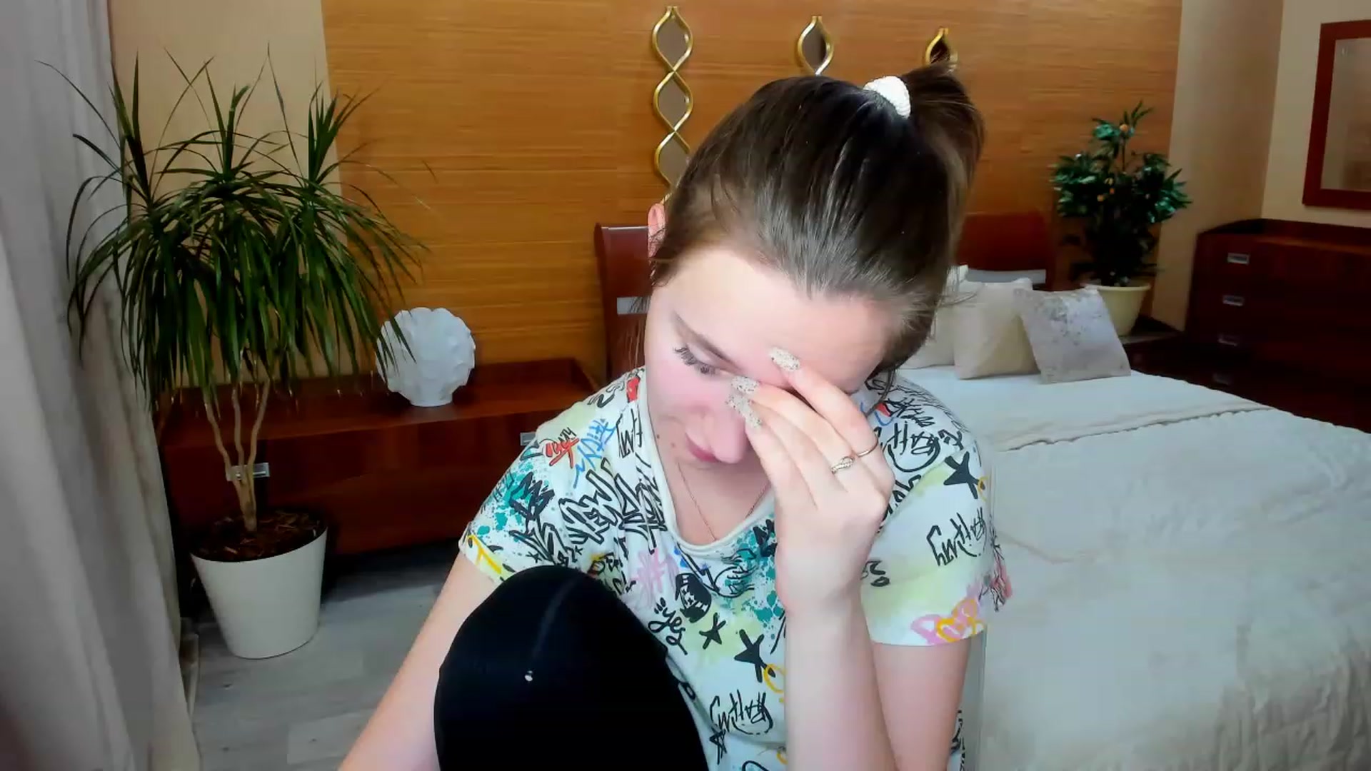 Gallery image thumbnail from WittyBunnyy's myfreecams stream on, 02/26/2023, 03:45 image 8 of 20