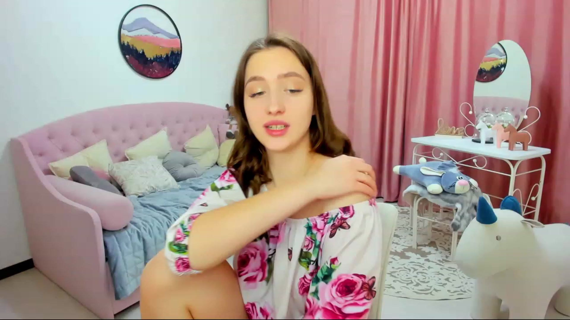 Gallery image thumbnail from WittyBunnyy's myfreecams stream on, 03/05/2023, 12:15 image 5 of 20