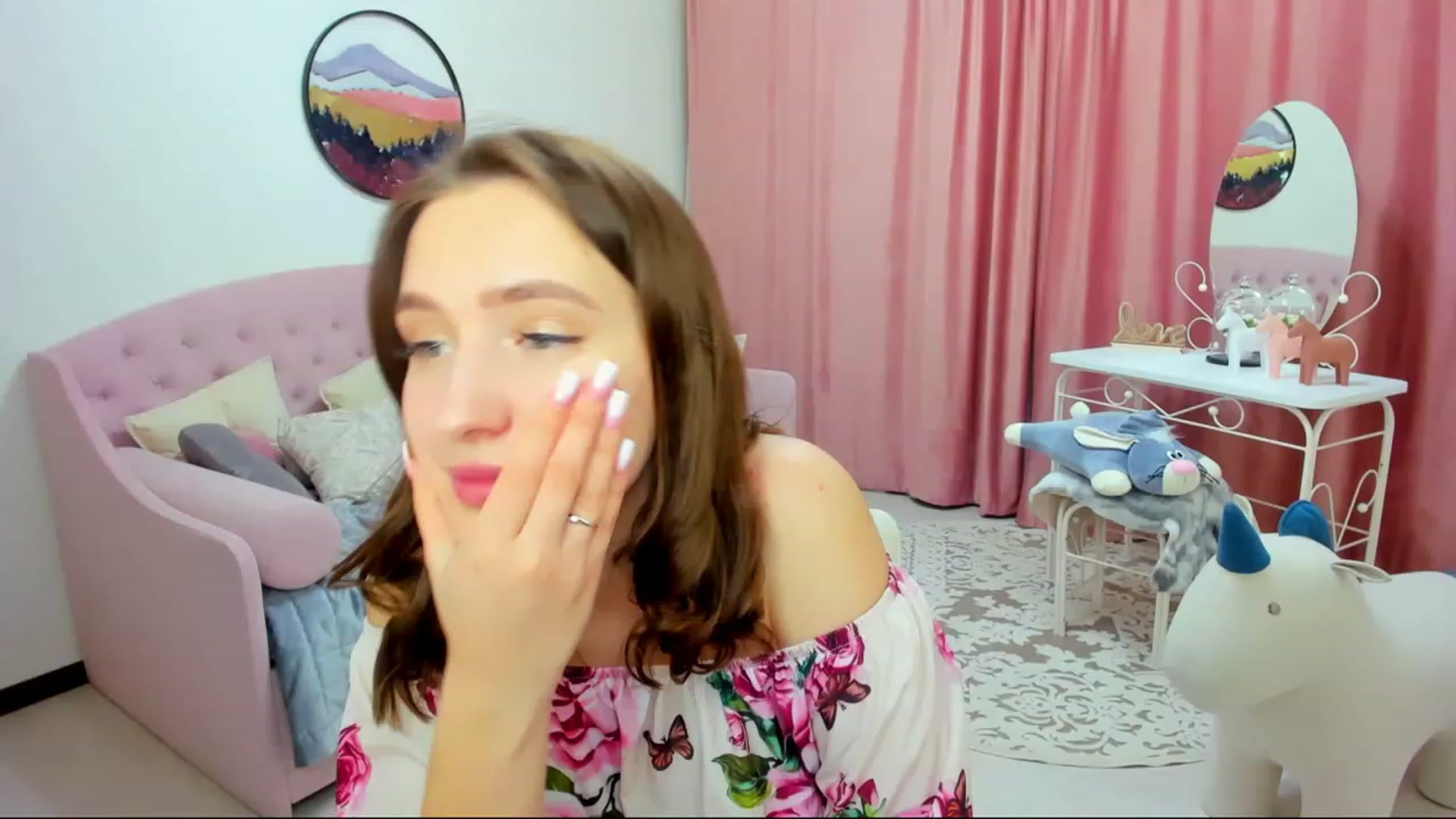 Gallery image thumbnail from WittyBunnyy's myfreecams stream on, 03/05/2023, 12:15 image 6 of 20