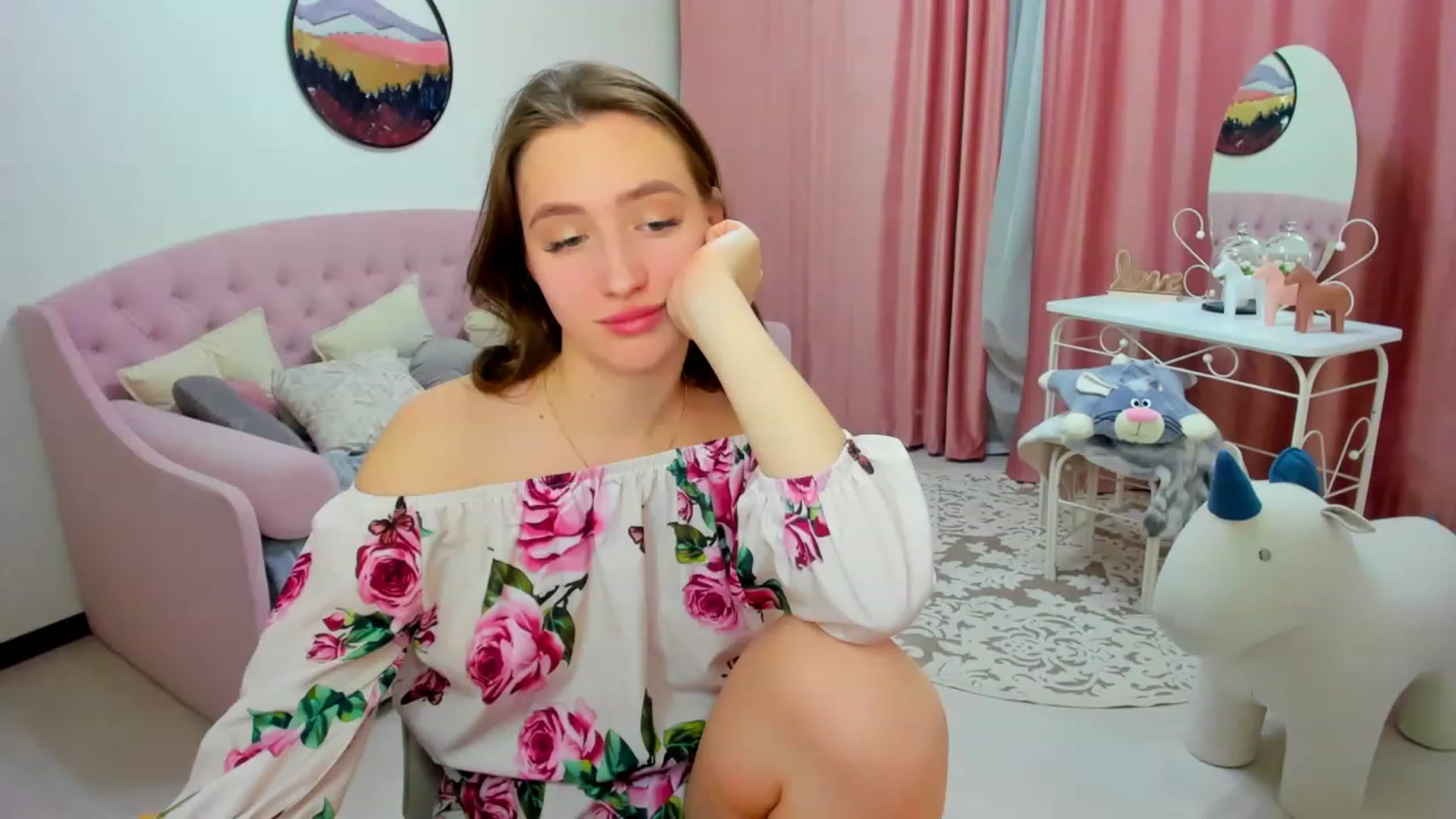 Gallery image thumbnail from WittyBunnyy's myfreecams stream on, 03/05/2023, 14:00 image 12 of 20