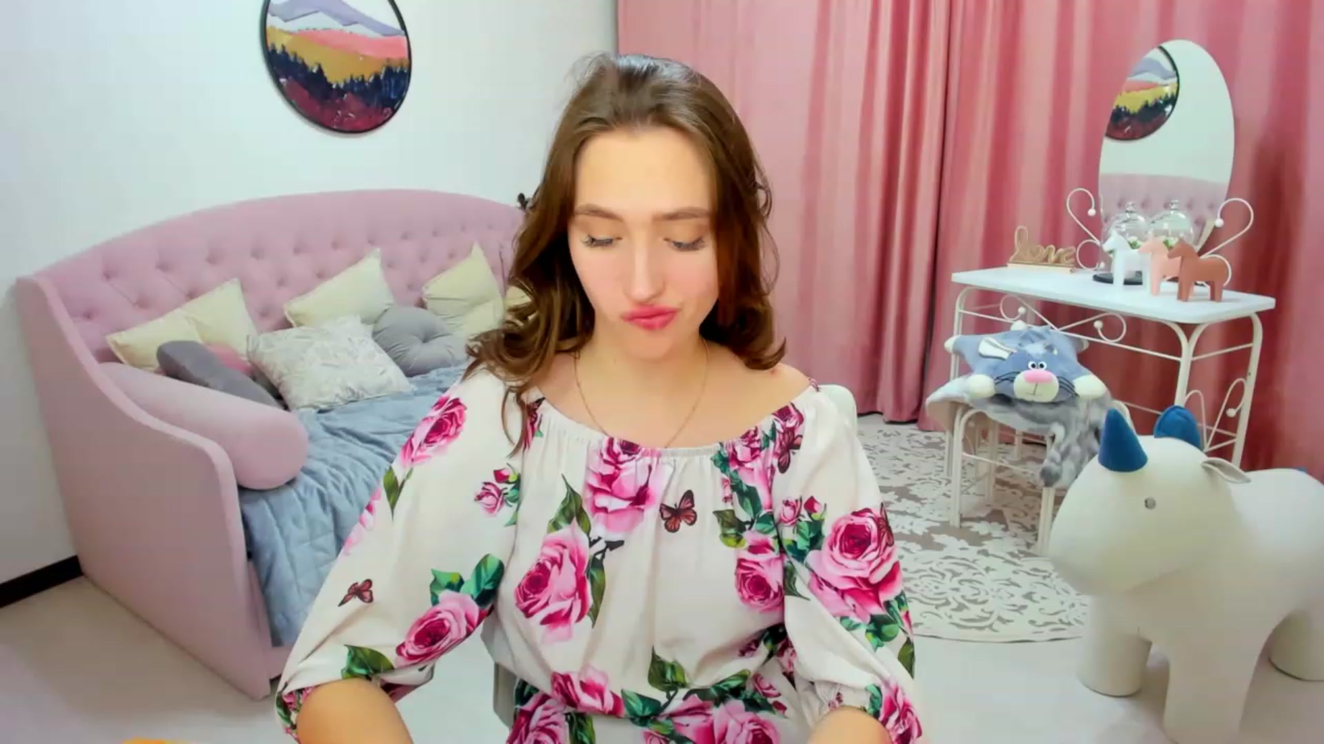 Gallery image thumbnail from WittyBunnyy's myfreecams stream on, 03/05/2023, 14:00 image 8 of 20
