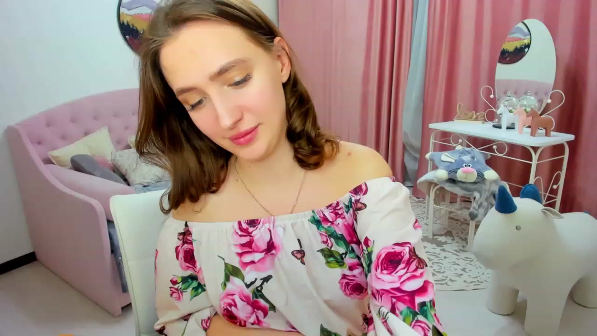 Gallery image thumbnail from WittyBunnyy's myfreecams stream on, 03/05/2023, 14:00 image 13 of 20