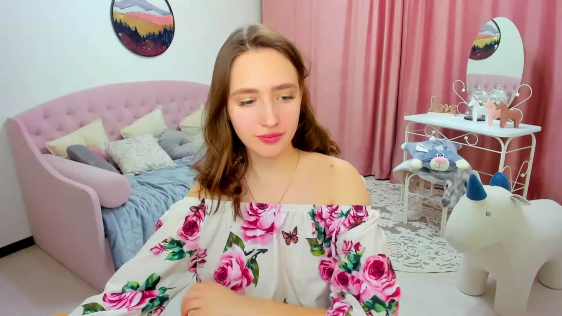 Gallery image thumbnail from WittyBunnyy's myfreecams stream on, 03/05/2023, 14:00 image 2 of 20
