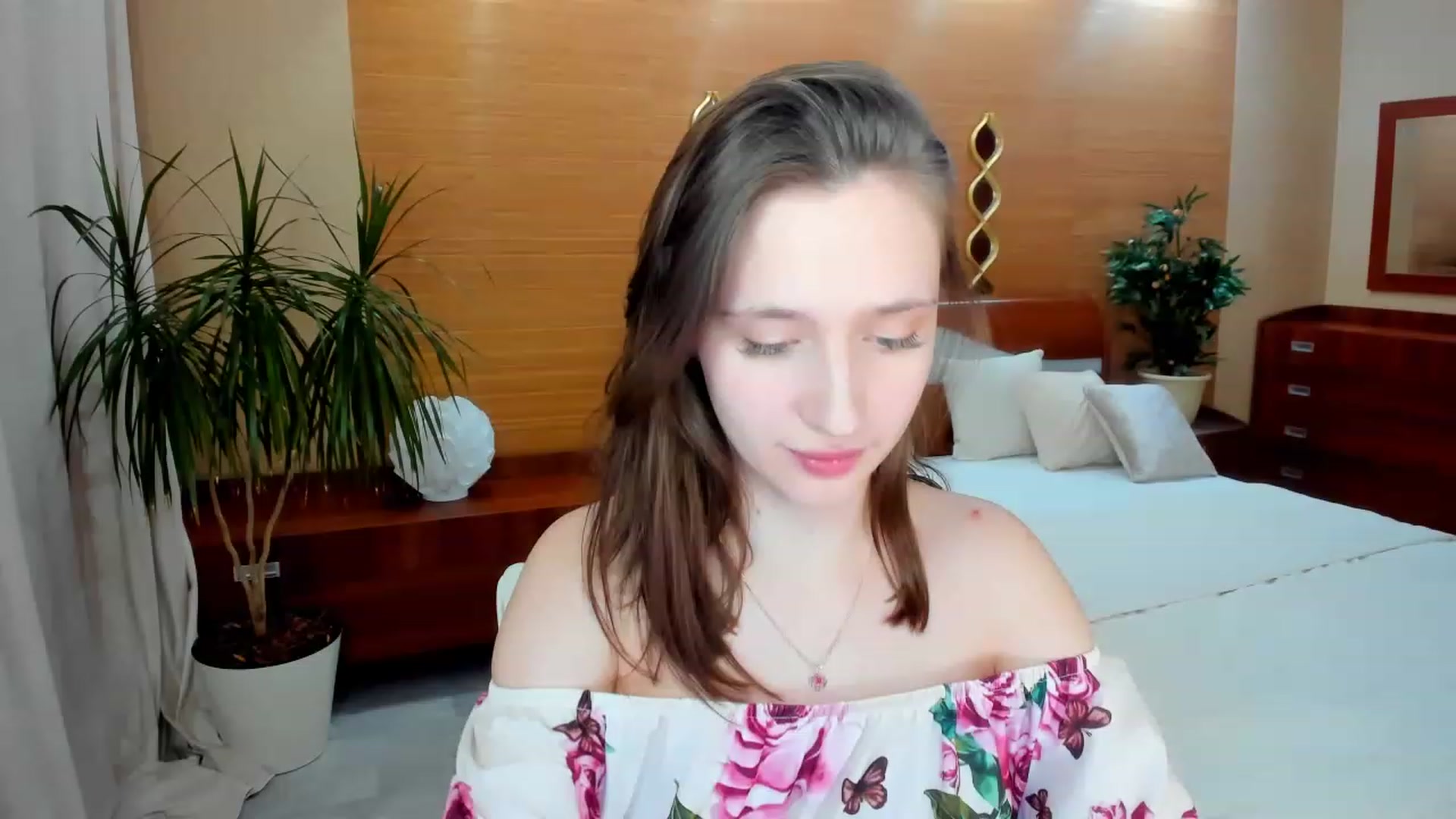Gallery image thumbnail from WittyBunnyy's myfreecams stream on, 03/10/2023, 15:47 image 8 of 20