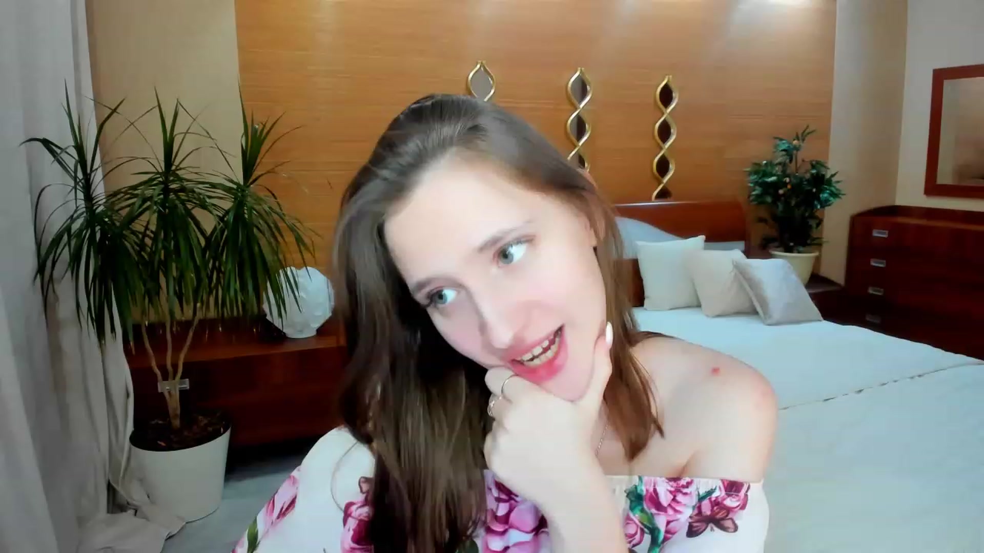 Gallery image thumbnail from WittyBunnyy's myfreecams stream on, 03/10/2023, 15:47 image 10 of 20